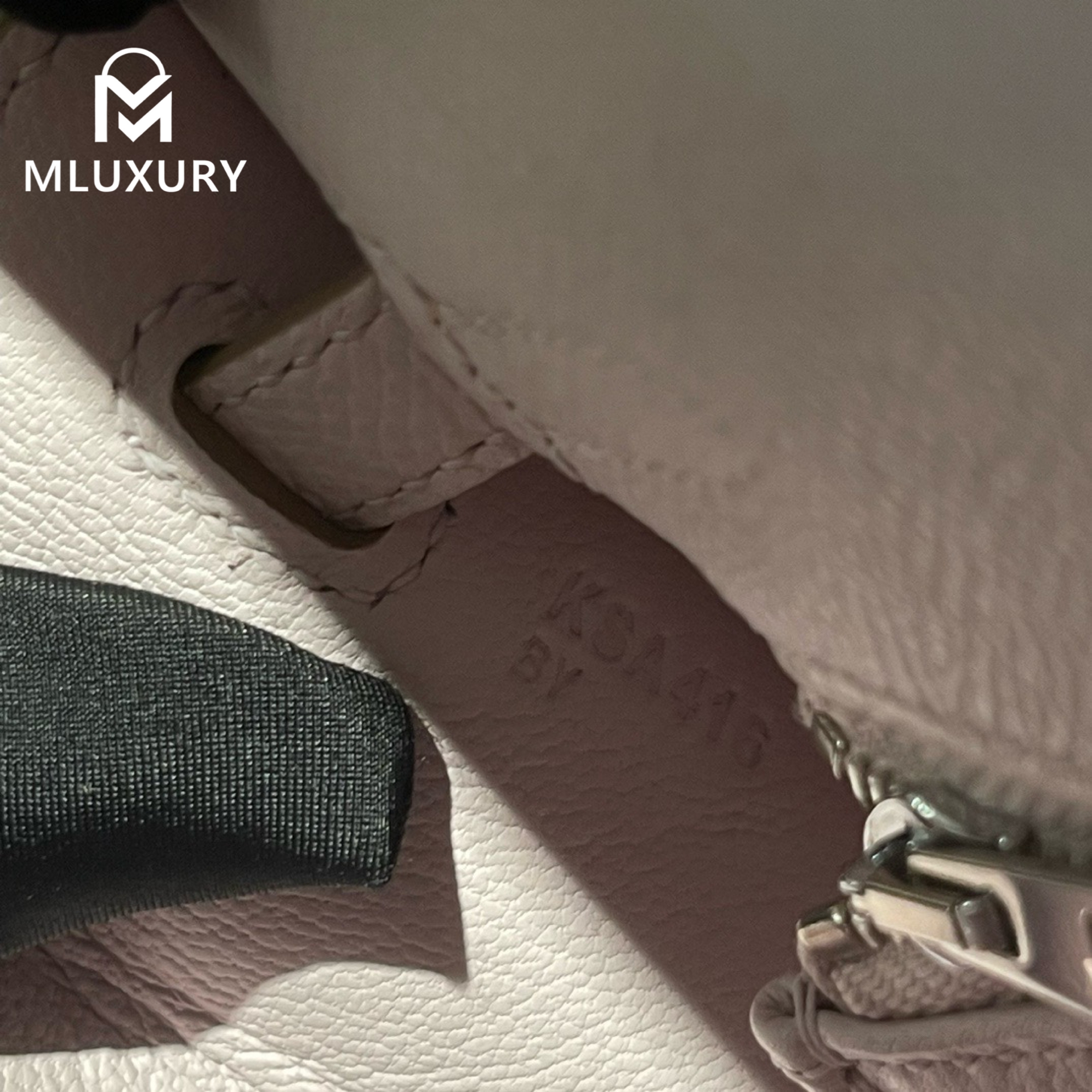 Hermès Kelly 25, Epsom leather exterior, 09 Dreamy Pink-Purple, silver hardware