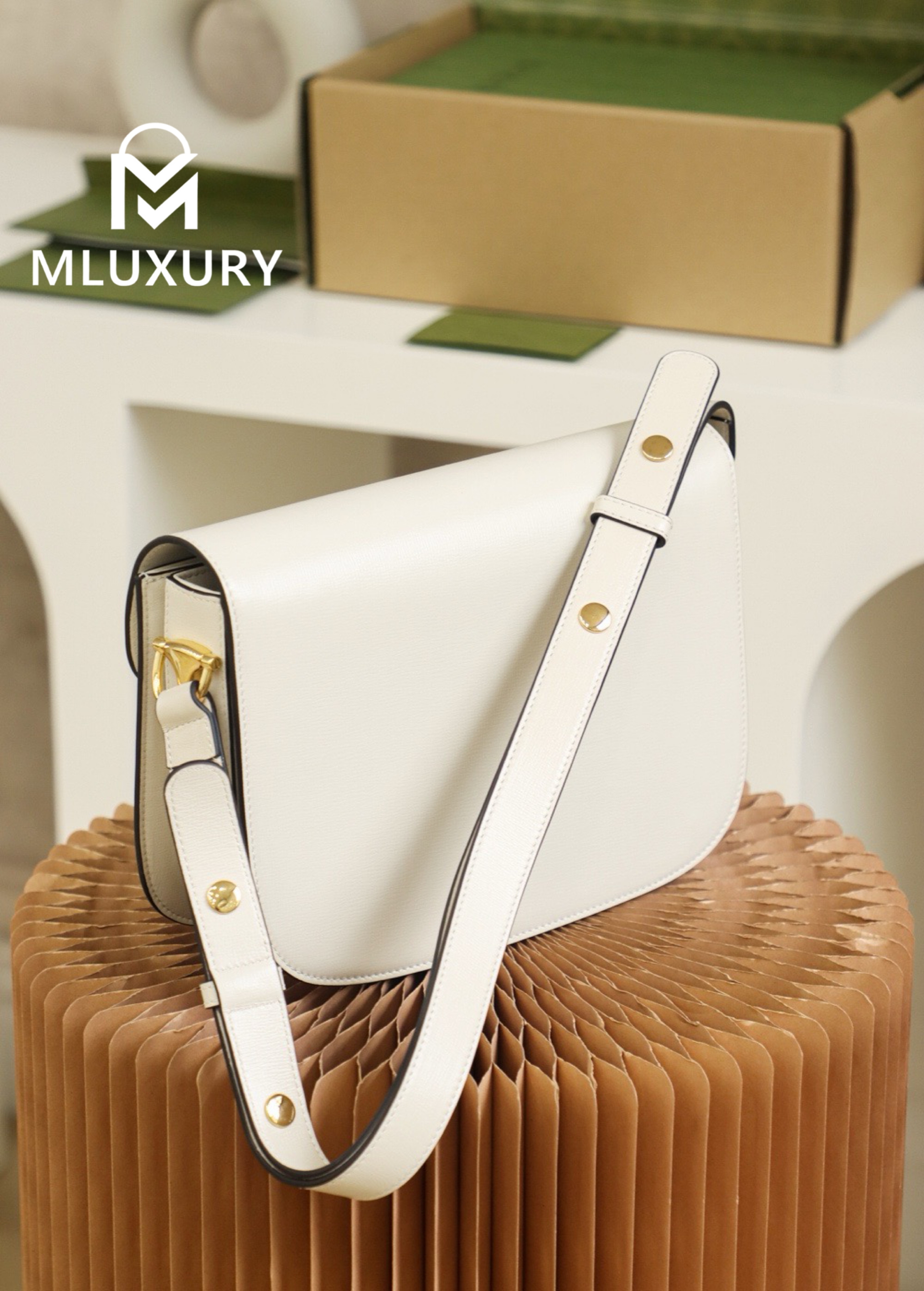 GUCCI Horsebit 1955 Saddle Bag, Authentic Leather, White
