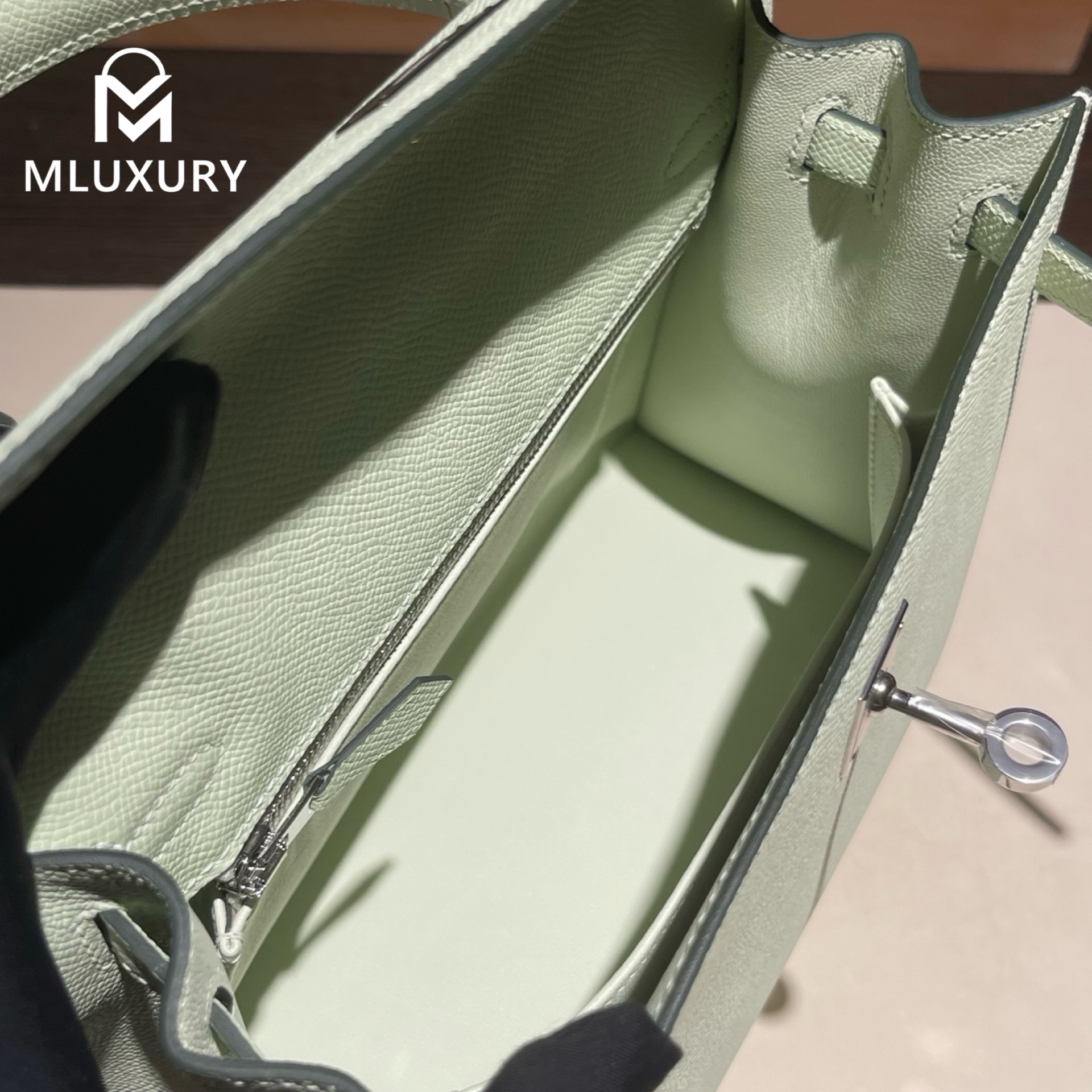Hermès Kally 25, Epsom leather, Bubble Green, silver hardware