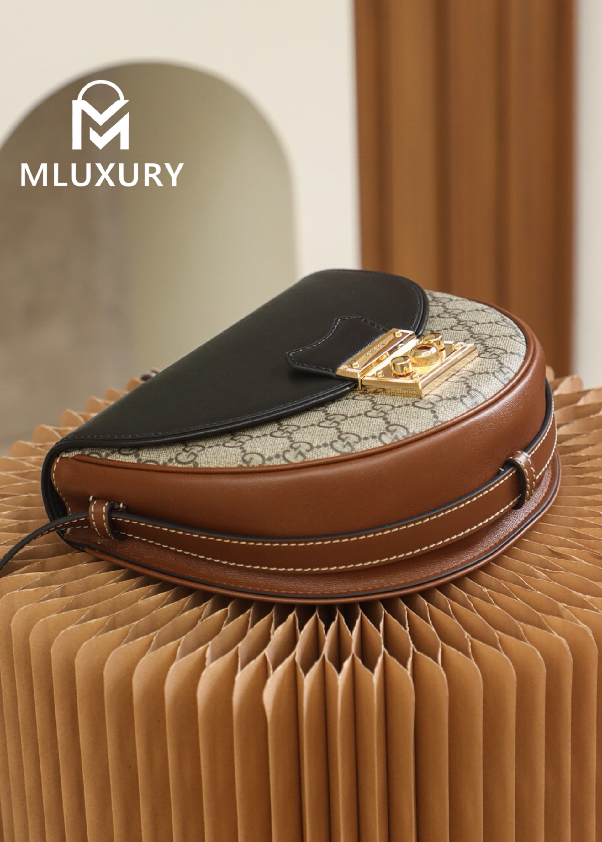 GUCCI Padlock Moon Bag, Original Leather
