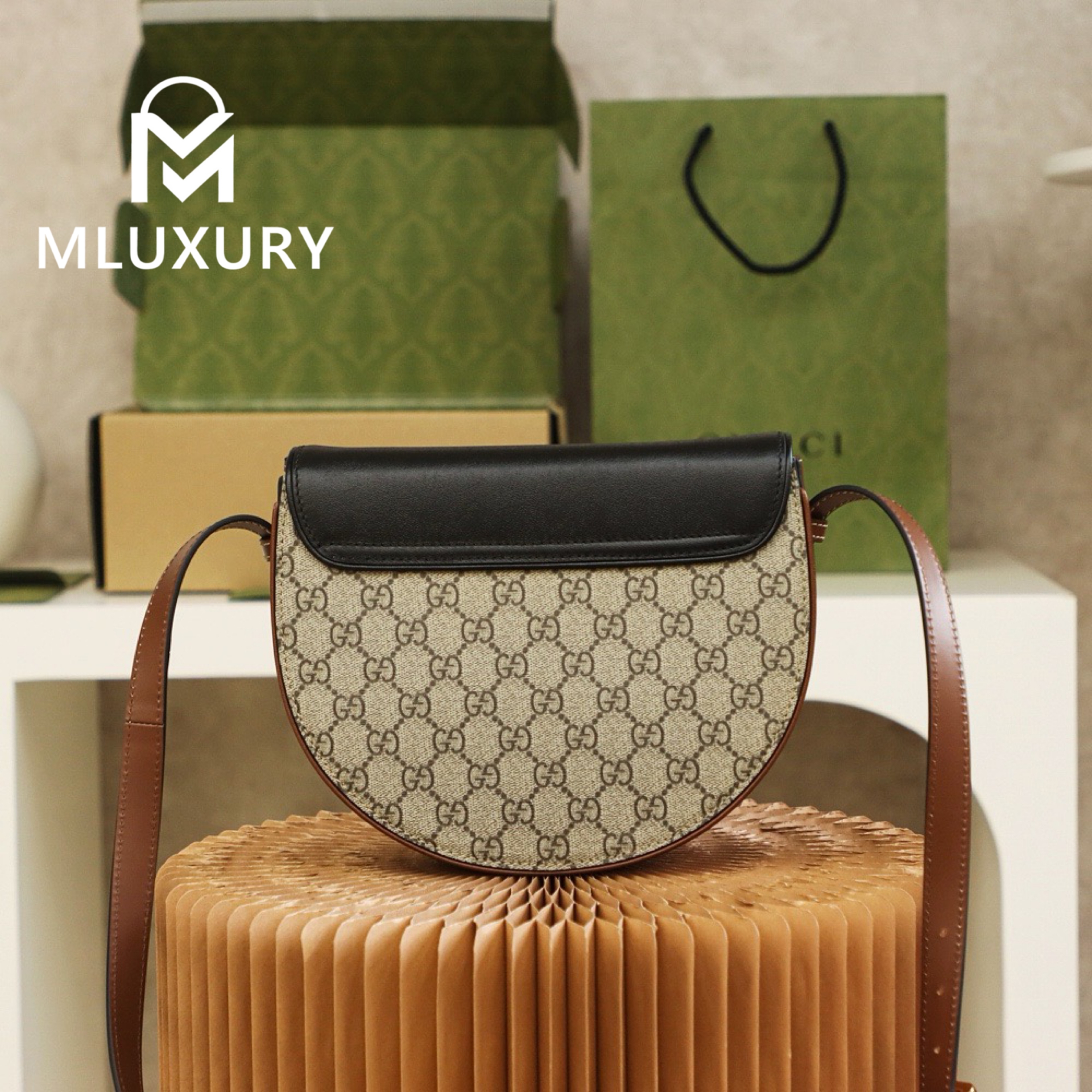 GUCCI Padlock Moon Bag, Original Leather