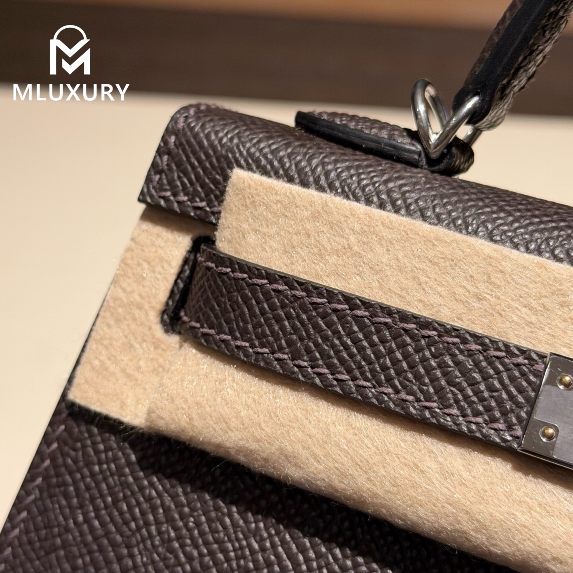 Hermès Mini Kelly II, Genuine Epsom leather, Ebony color, double clasp