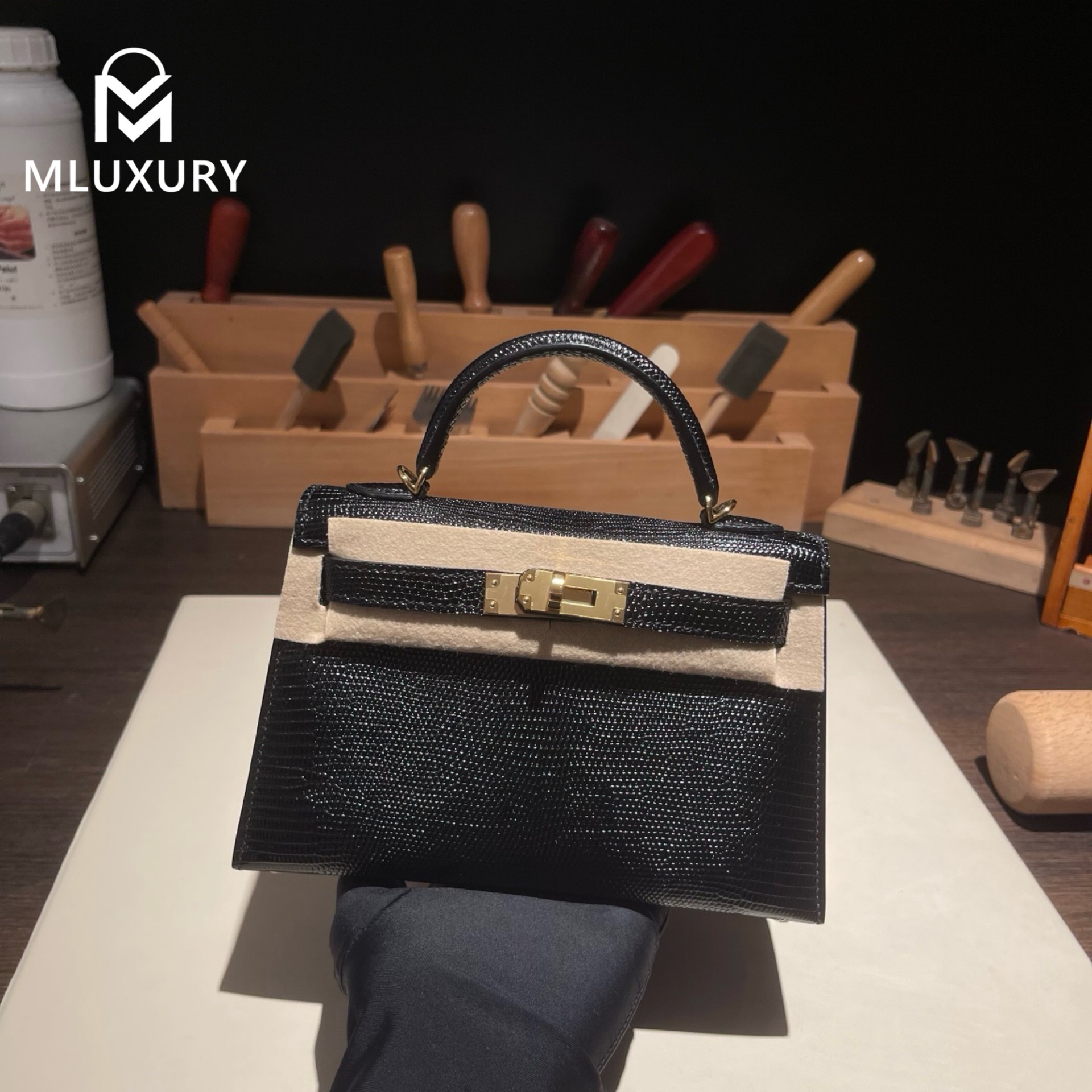 Hermès Mini Kelly II, Rare leather Lizard skin, Black, Gold hardware