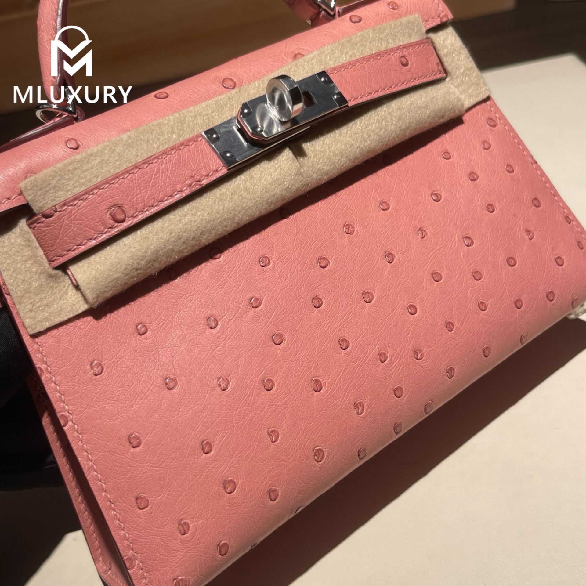 Hermès Mini Kelly II, Ostrich leather, Ceramic pink finish, Silver hardware