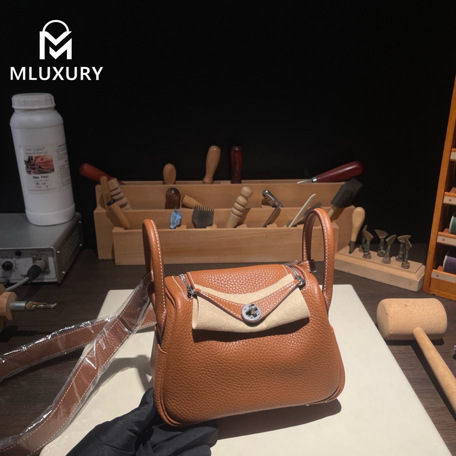 Hermès Mini Lindy II, TC leather, Gold-brown, Silver hardware