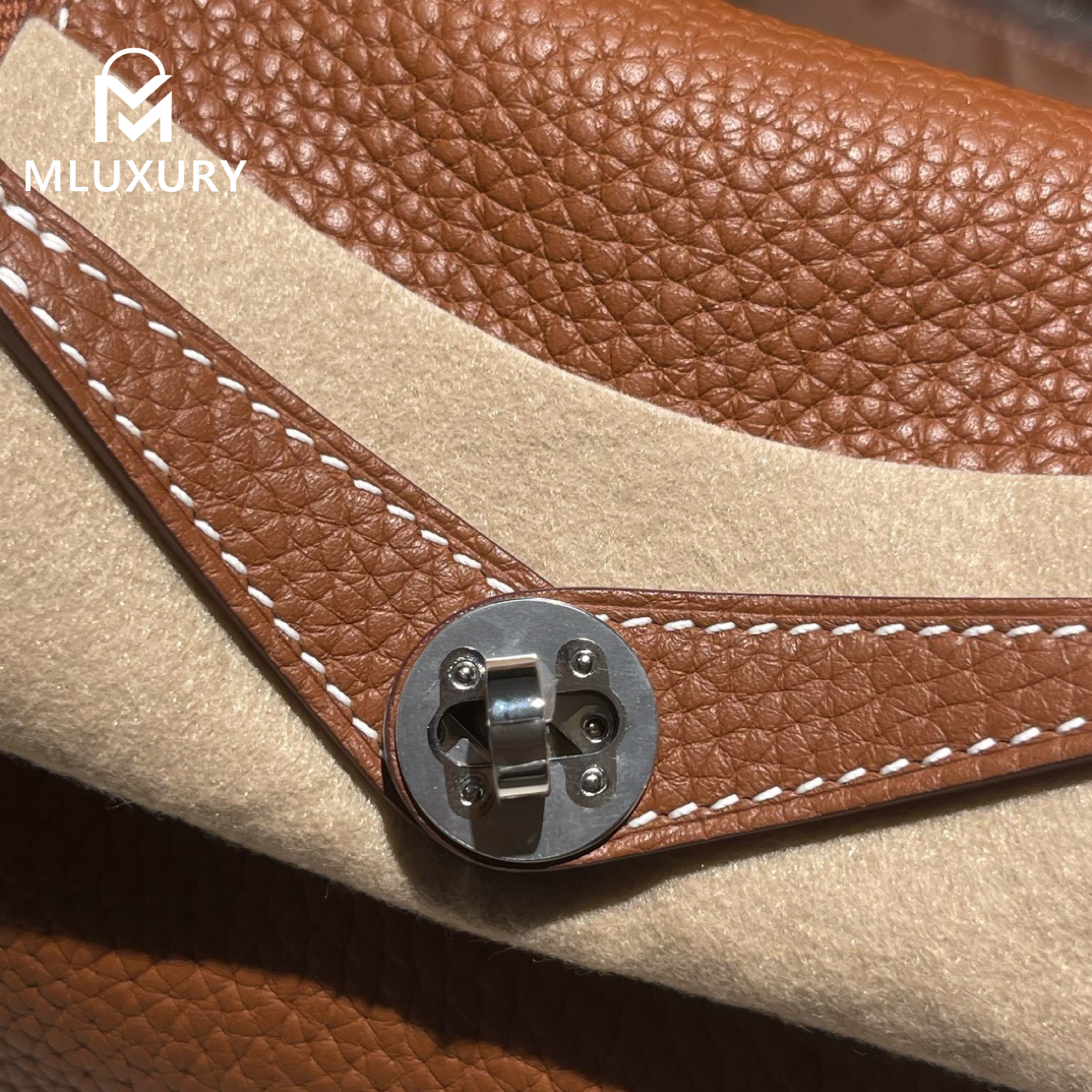 Hermès Mini Lindy II, TC leather, Gold-brown, Silver hardware