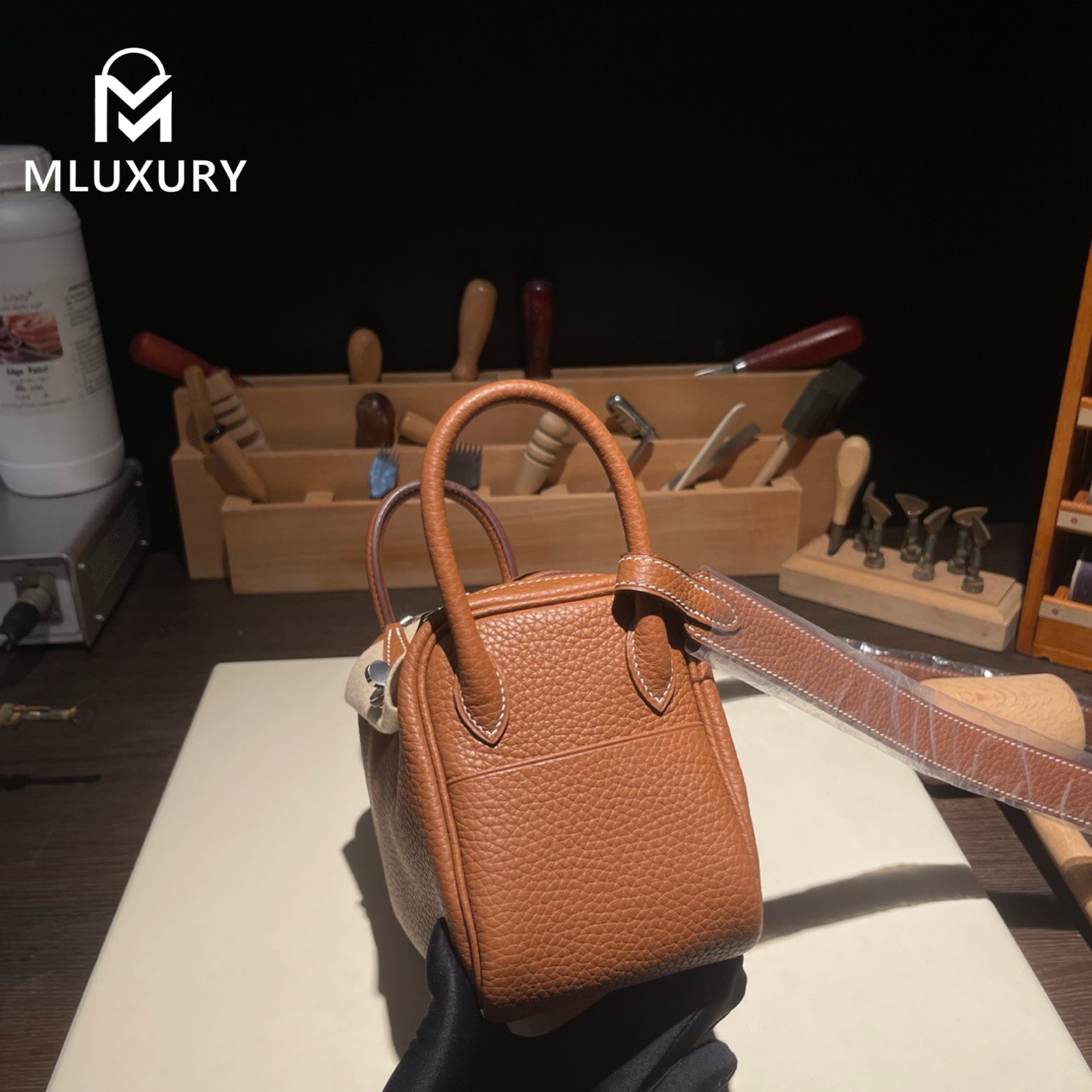 Hermès Mini Lindy II, TC leather, Gold-brown, Silver hardware