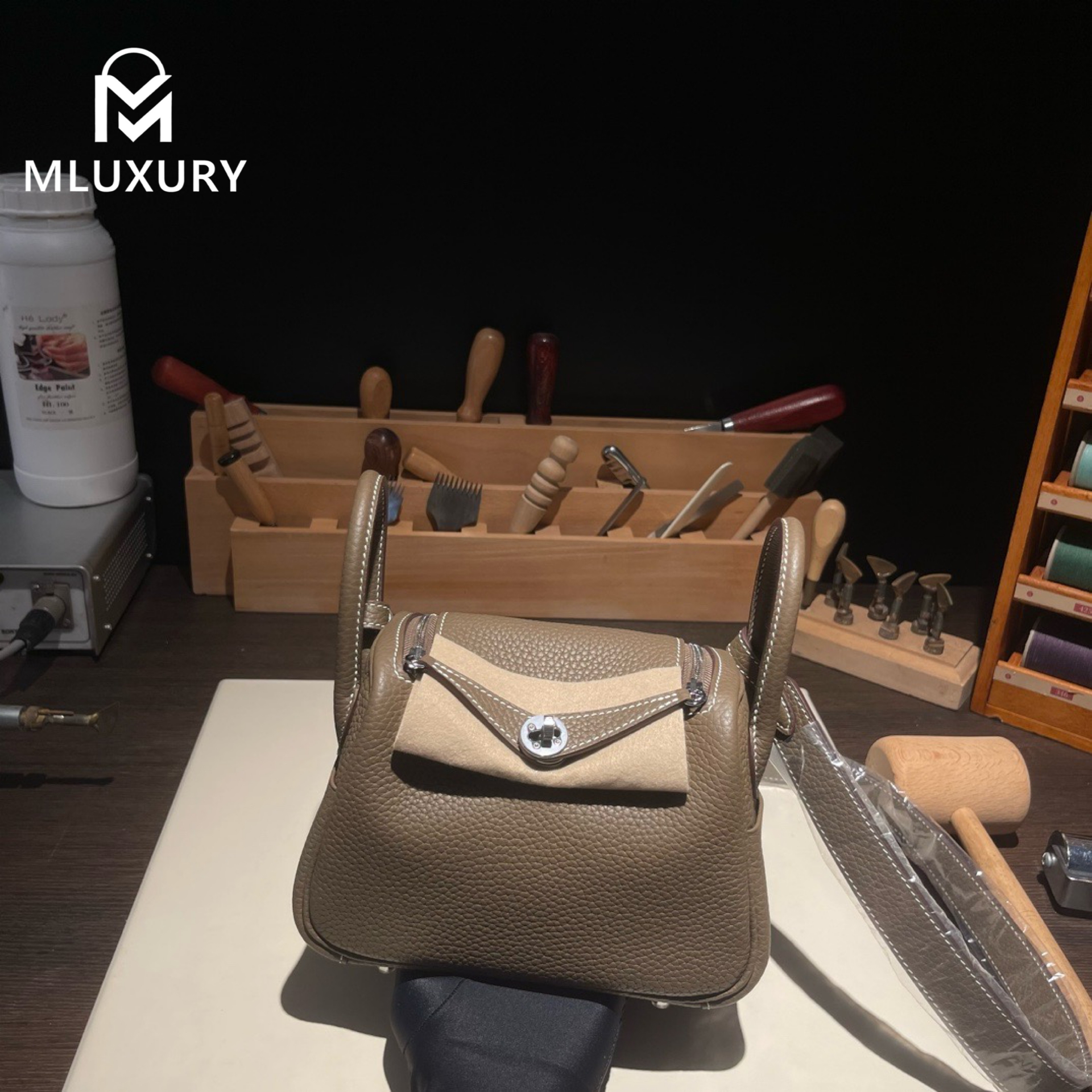 Hermès Mini Lindy II, TC leather, Elephant grey, Gold and silver hardware