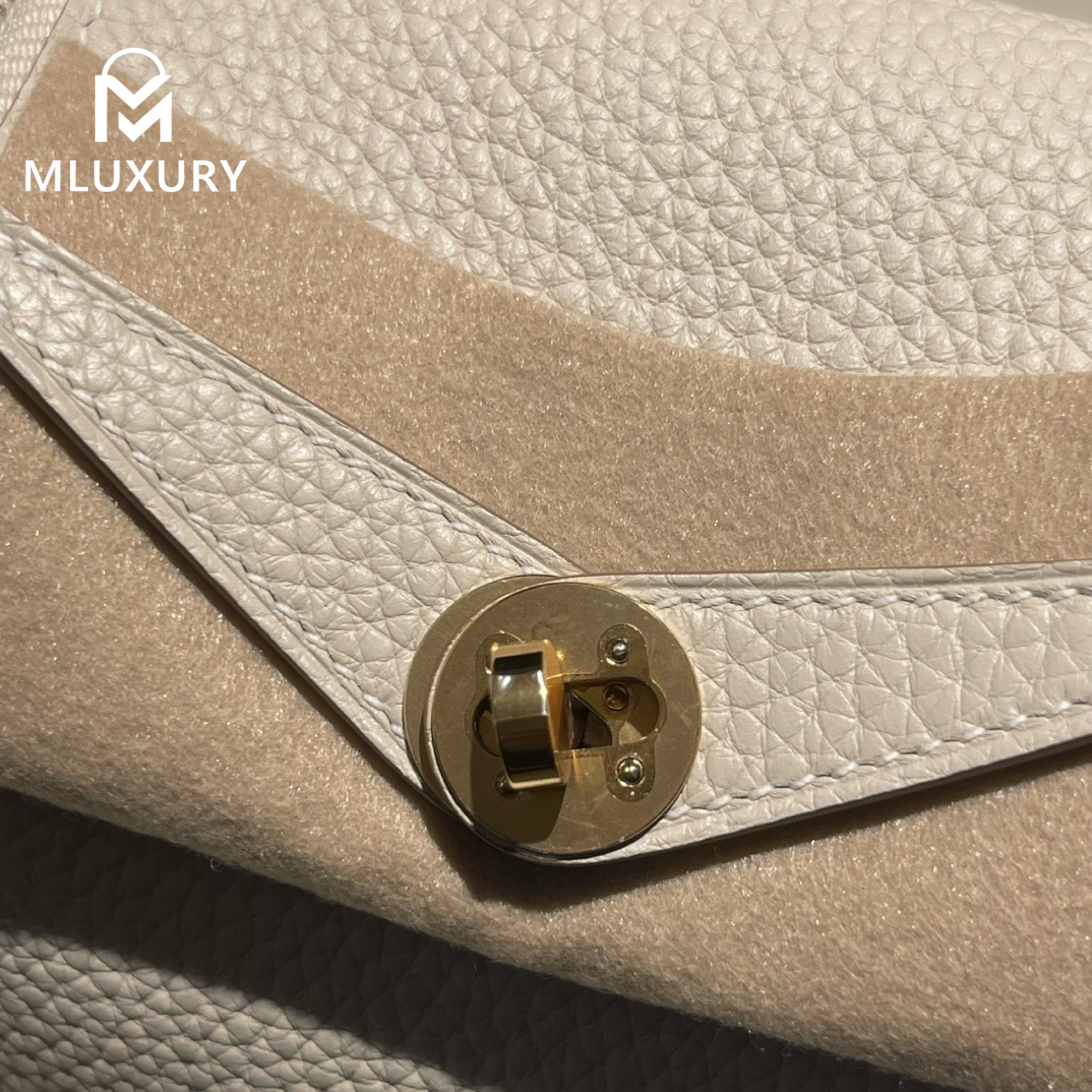 Hermès Mini Lindy II, TC leather, Milkshake white, Gold and Silver hardware