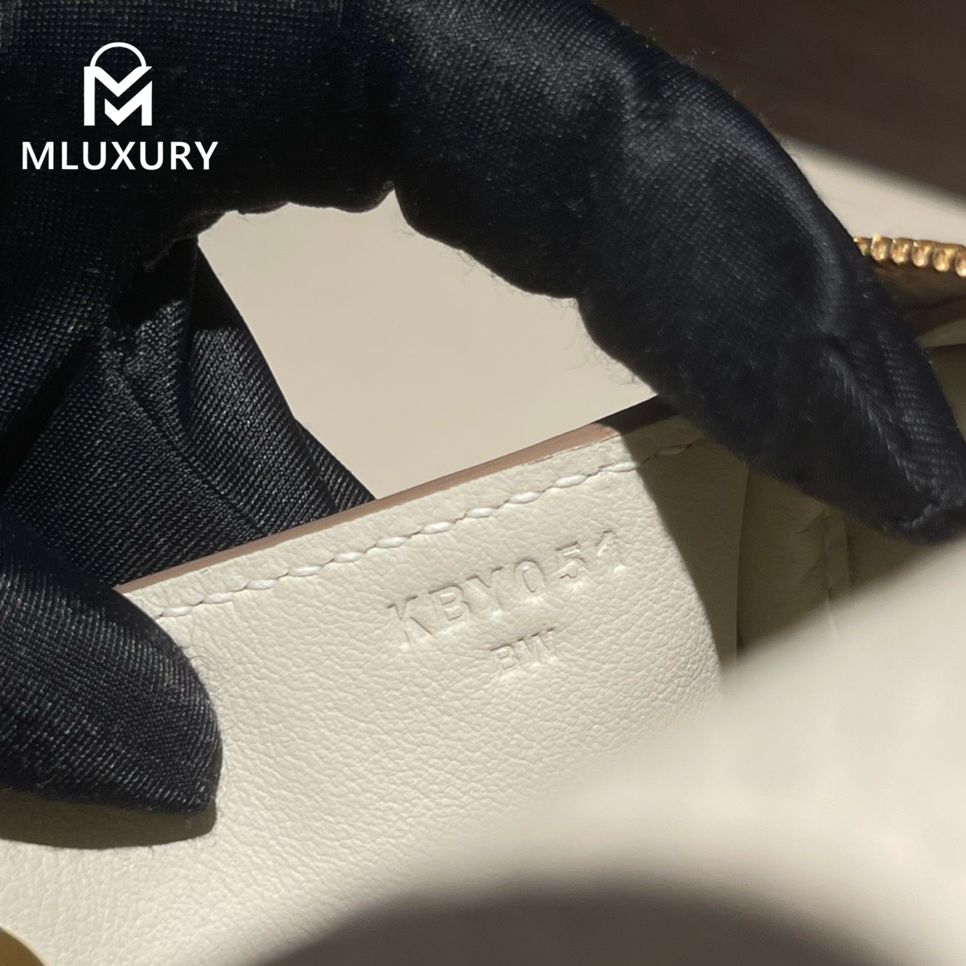 Hermès Mini Lindy II, TC leather, Milkshake white, Gold and Silver hardware