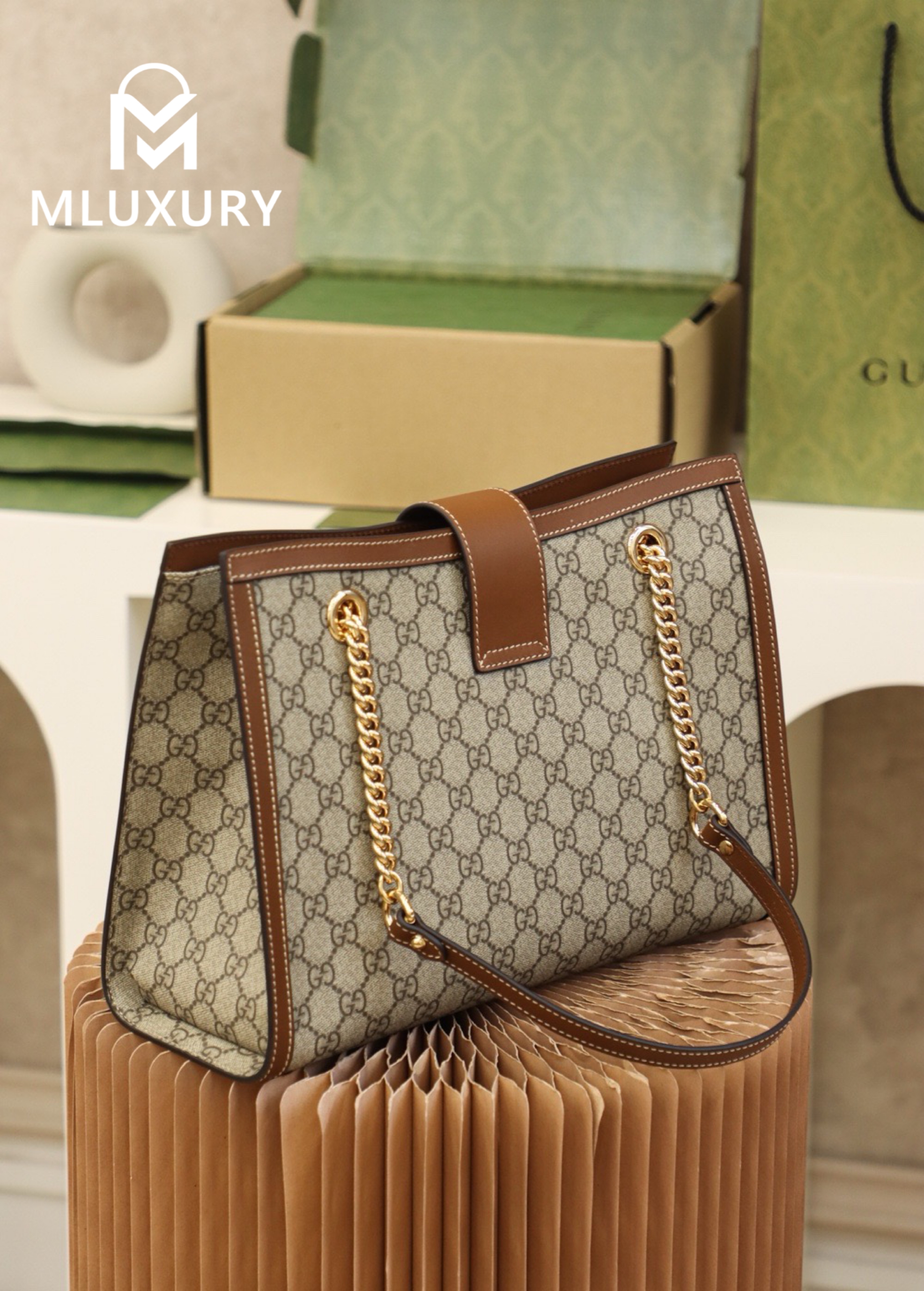 GUCCI Padlock Medium, Genuine Leather