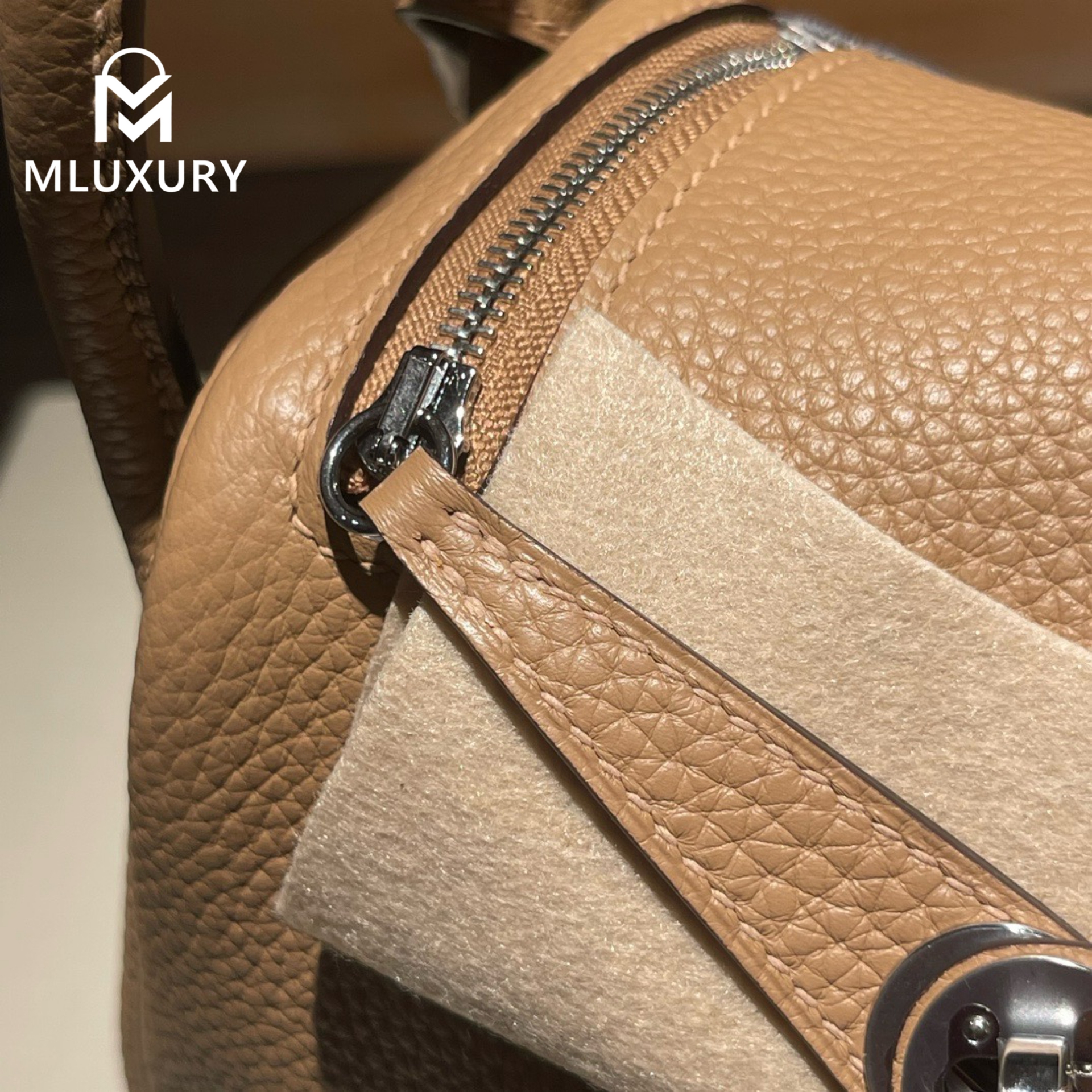 Hermès Mini Lindy II, TC leather, Milk tea color, Gold and Silver hardware