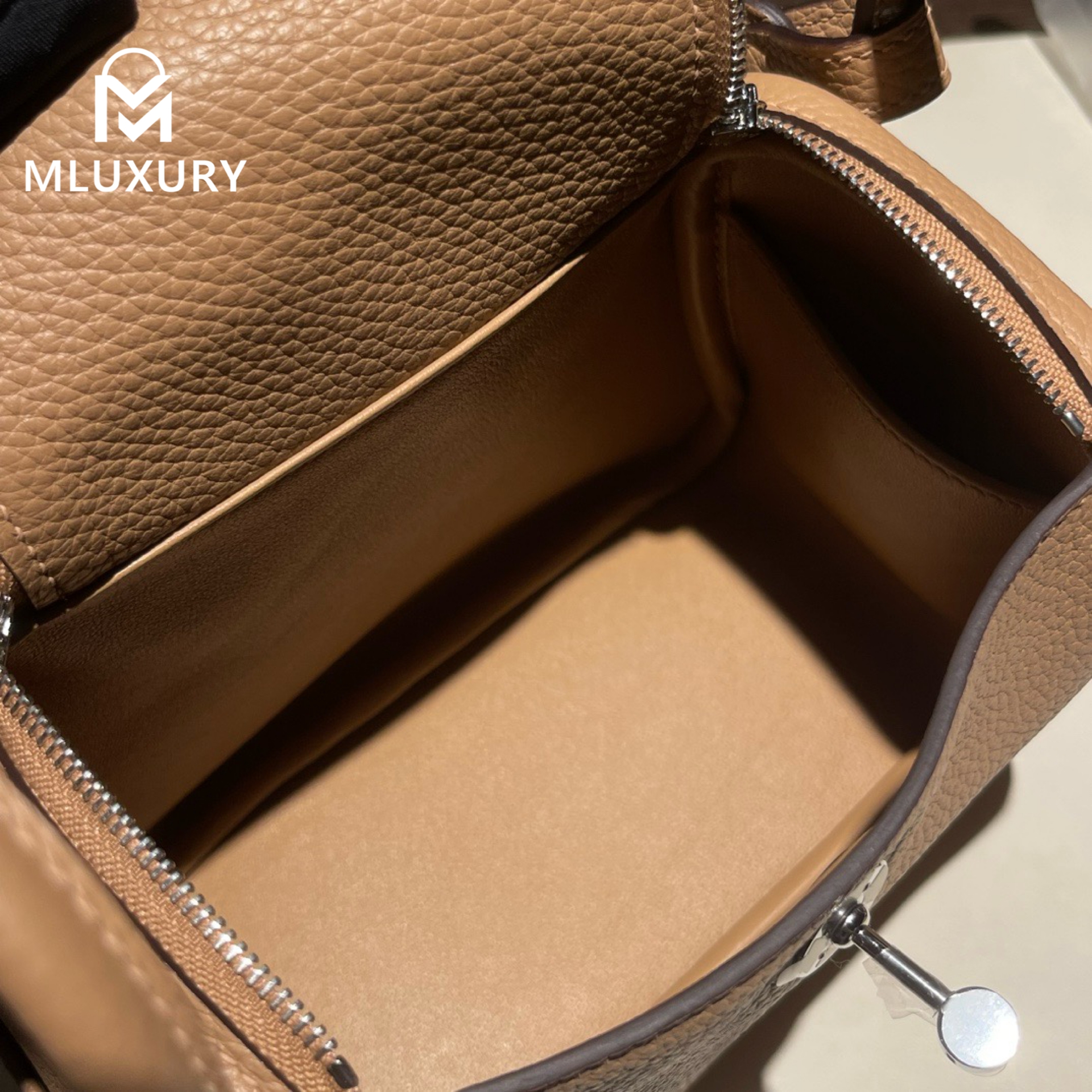 Hermès Mini Lindy II, TC leather, Milk tea color, Gold and Silver hardware