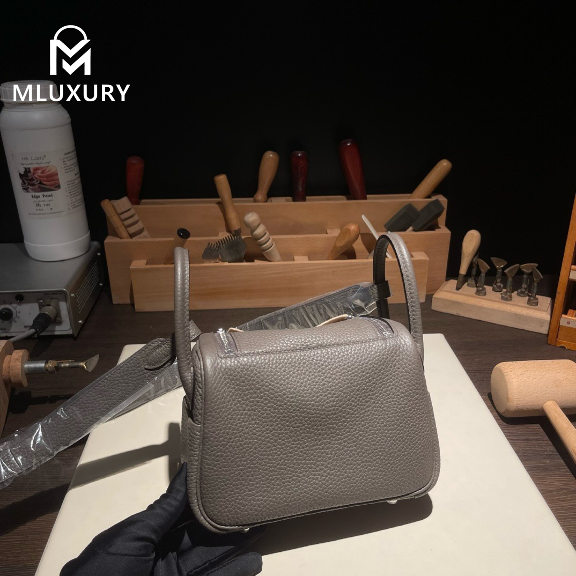 Hermès Mini Lindy II, TC leather, Pewter grey, Gold and Silver hardware