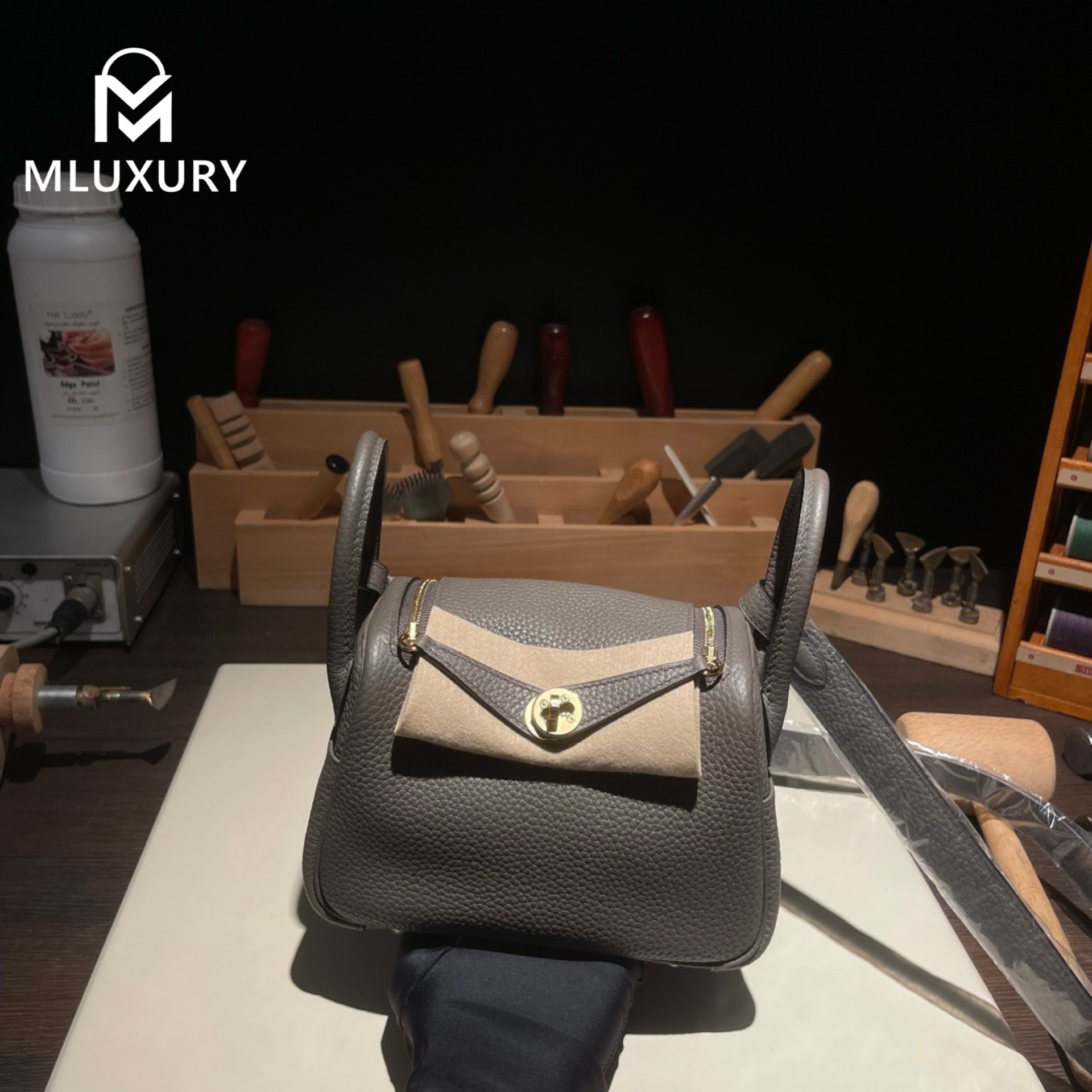 Hermès Mini Lindy II, TC leather, Pewter grey, Gold and Silver hardware