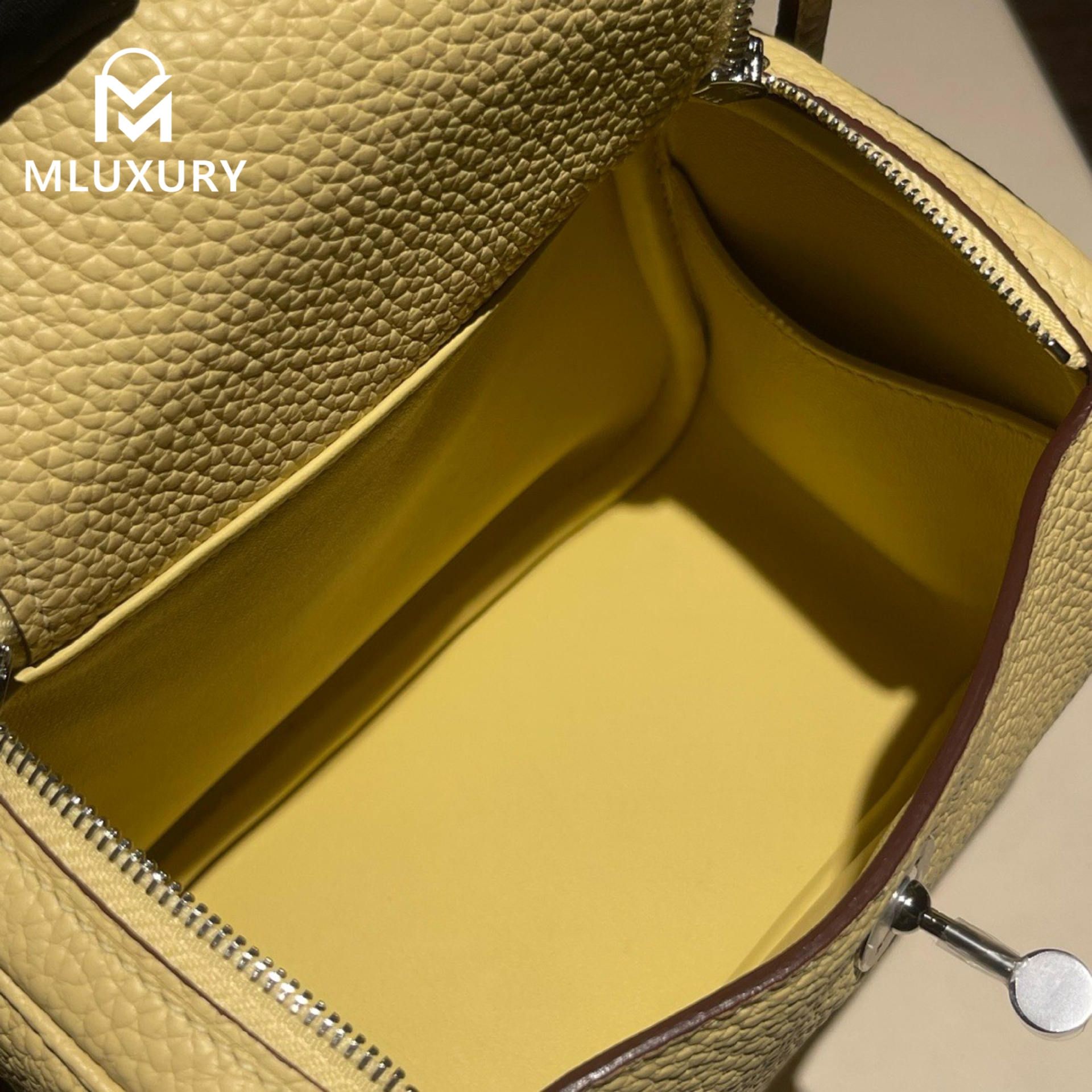 Hermès Mini Lindy II, TC leather, Gold chick design, Gold and Silver hardware