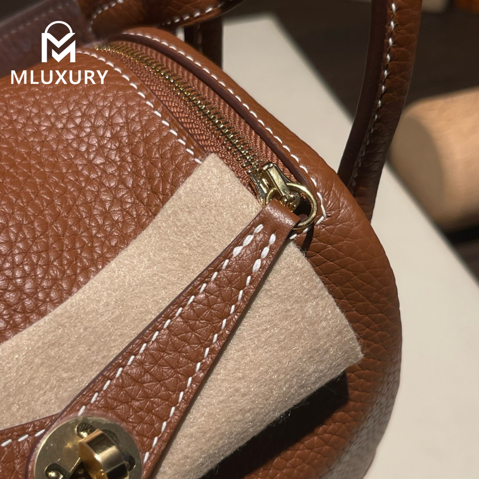 Hermès Mini Lindy II, TC leather, Gold-brown, Gold hardware