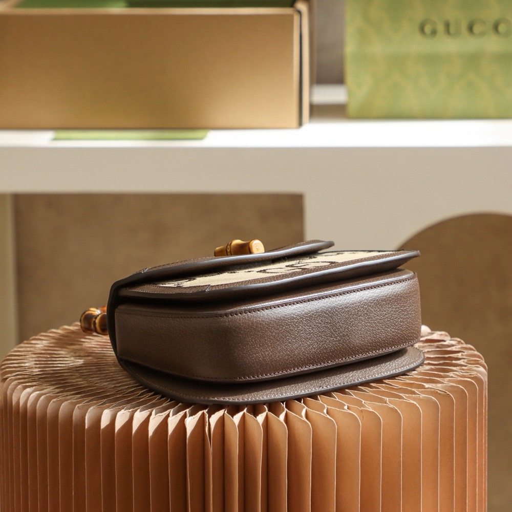 GUCCI GG Pattern Bamboo Bag, Original Leather