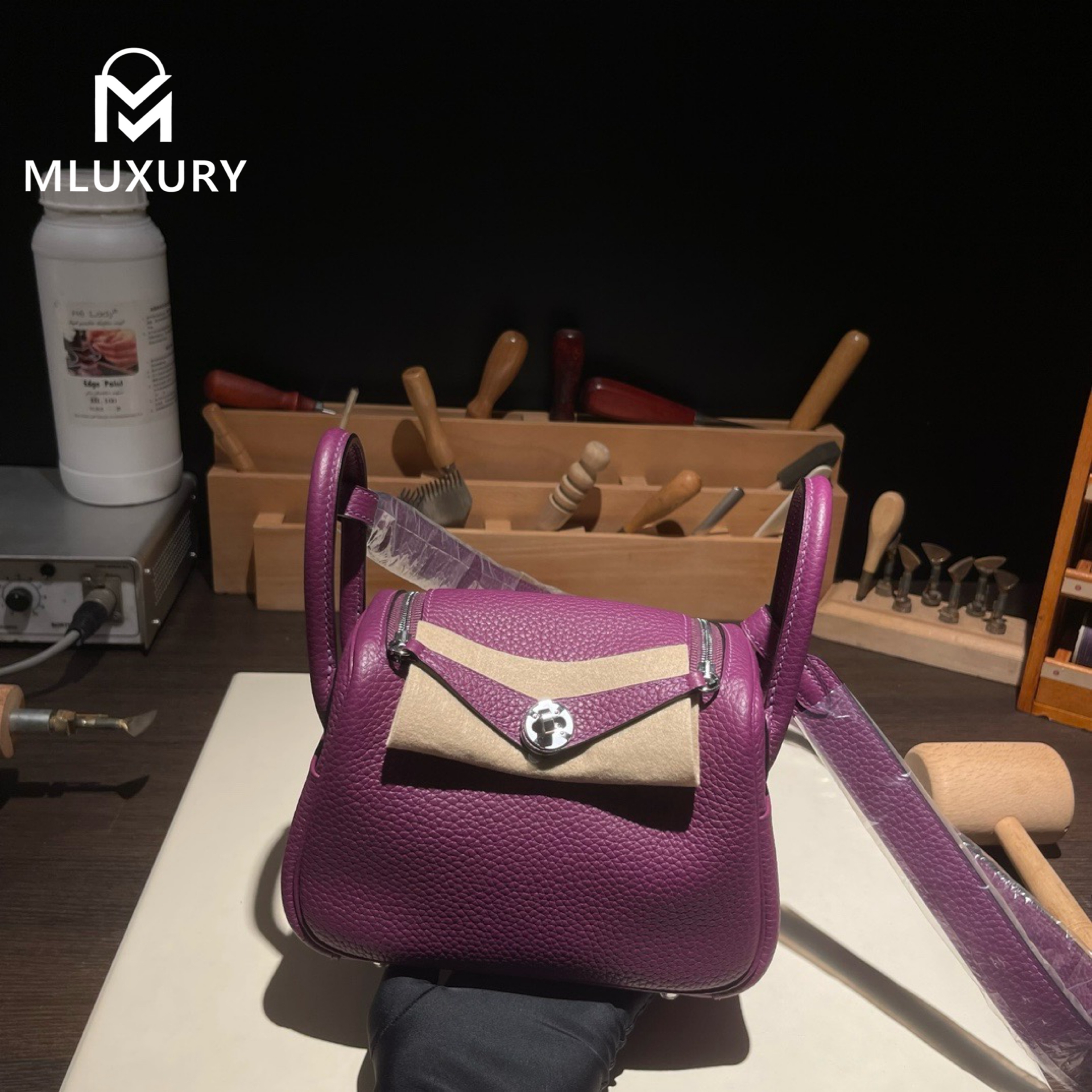 Hermès Mini Lindy II, TC leather, P9 anemone purple, Gold and silver