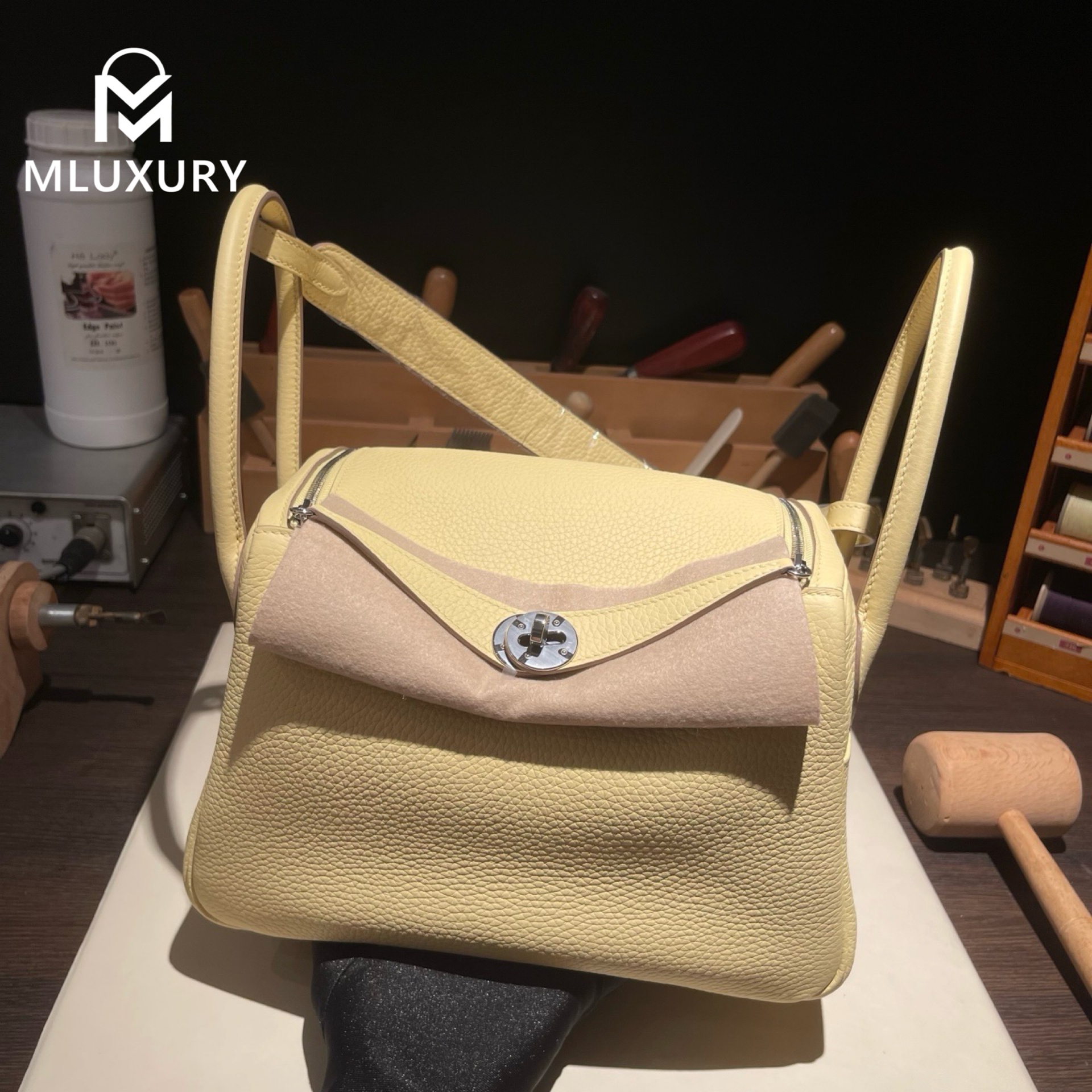 Hermès Lindy 26, French original Remy Carriat TC leather, light yellow, silver hardware