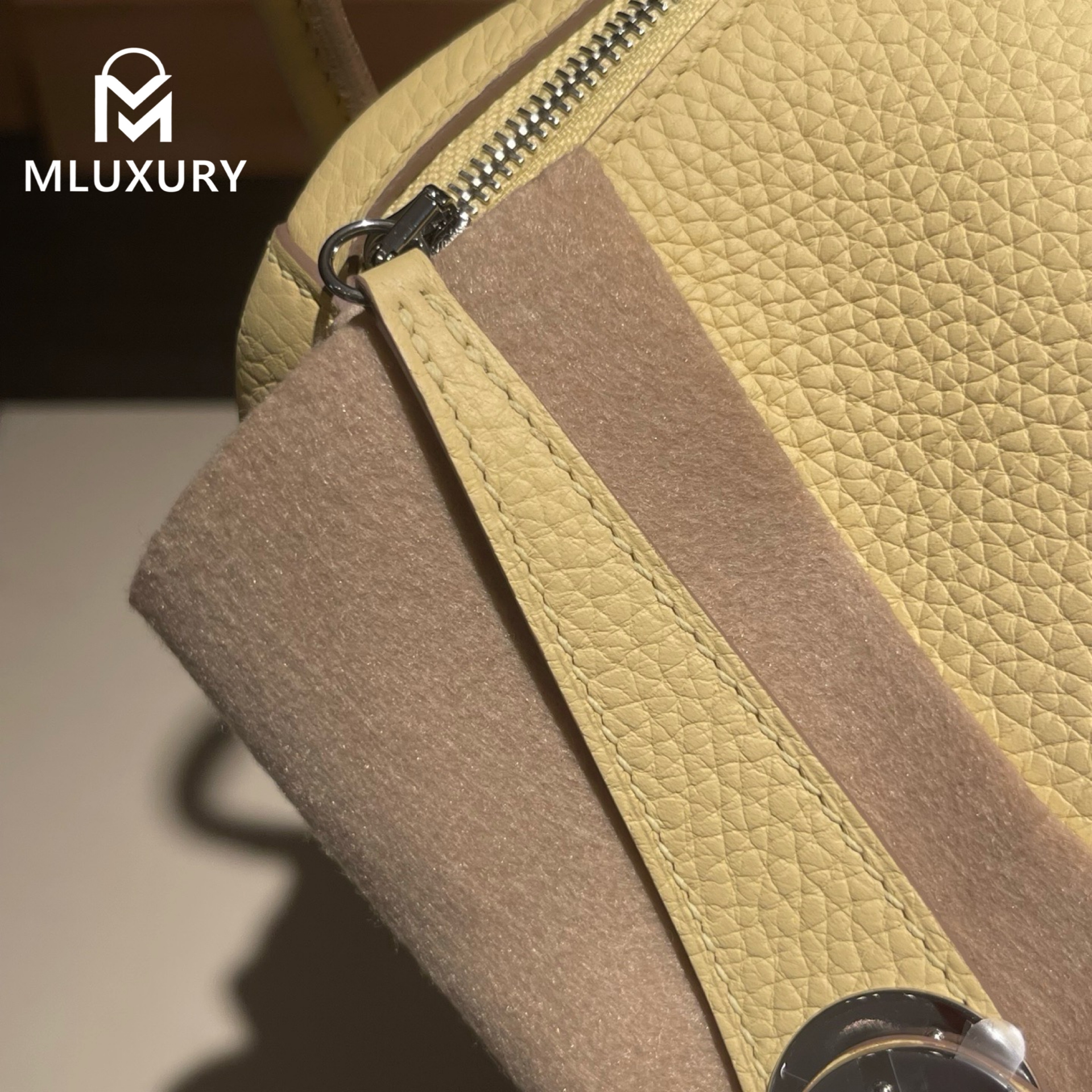 Hermès Lindy 26, French original Remy Carriat TC leather, light yellow, silver hardware