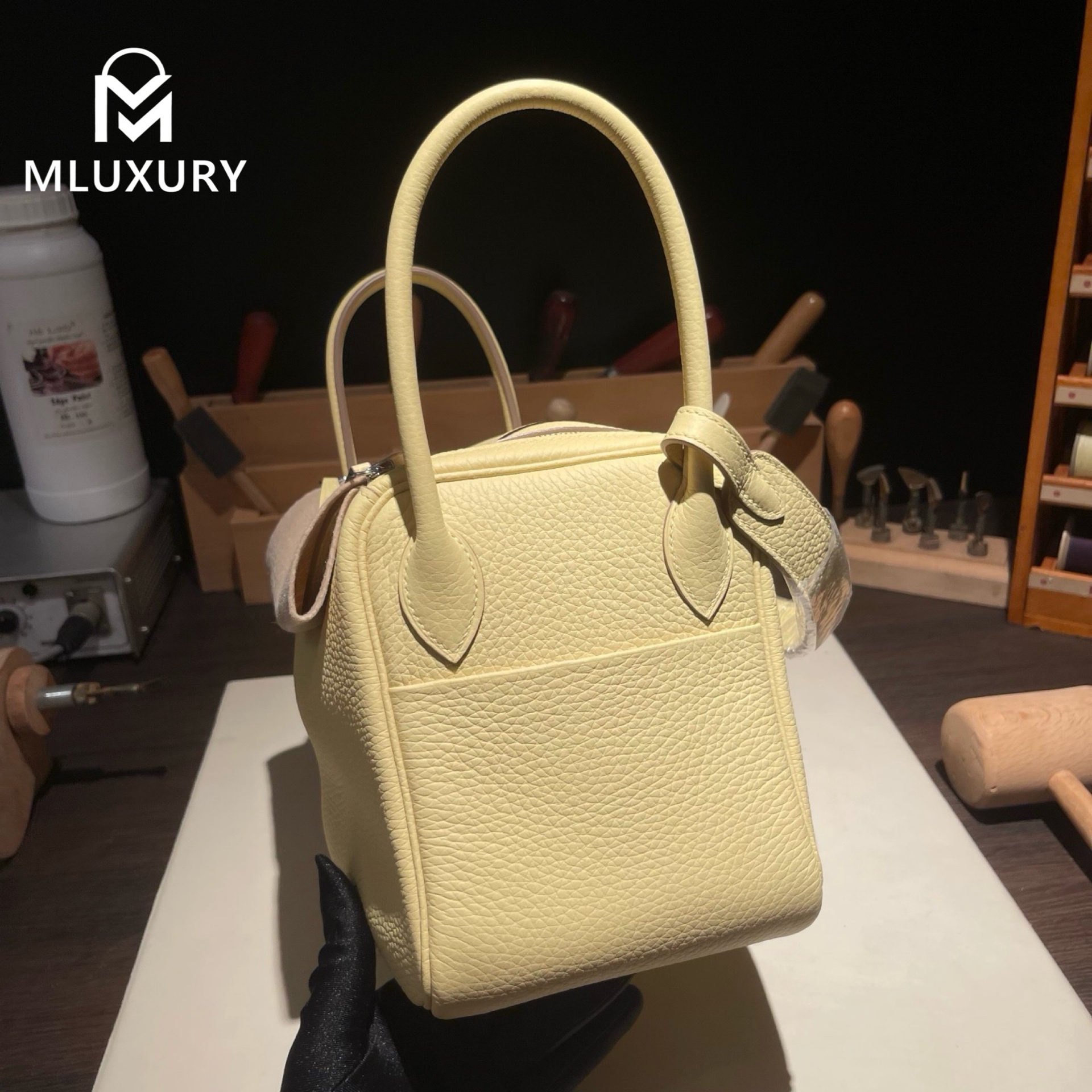 Hermès Lindy 26, French original Remy Carriat TC leather, light yellow, silver hardware