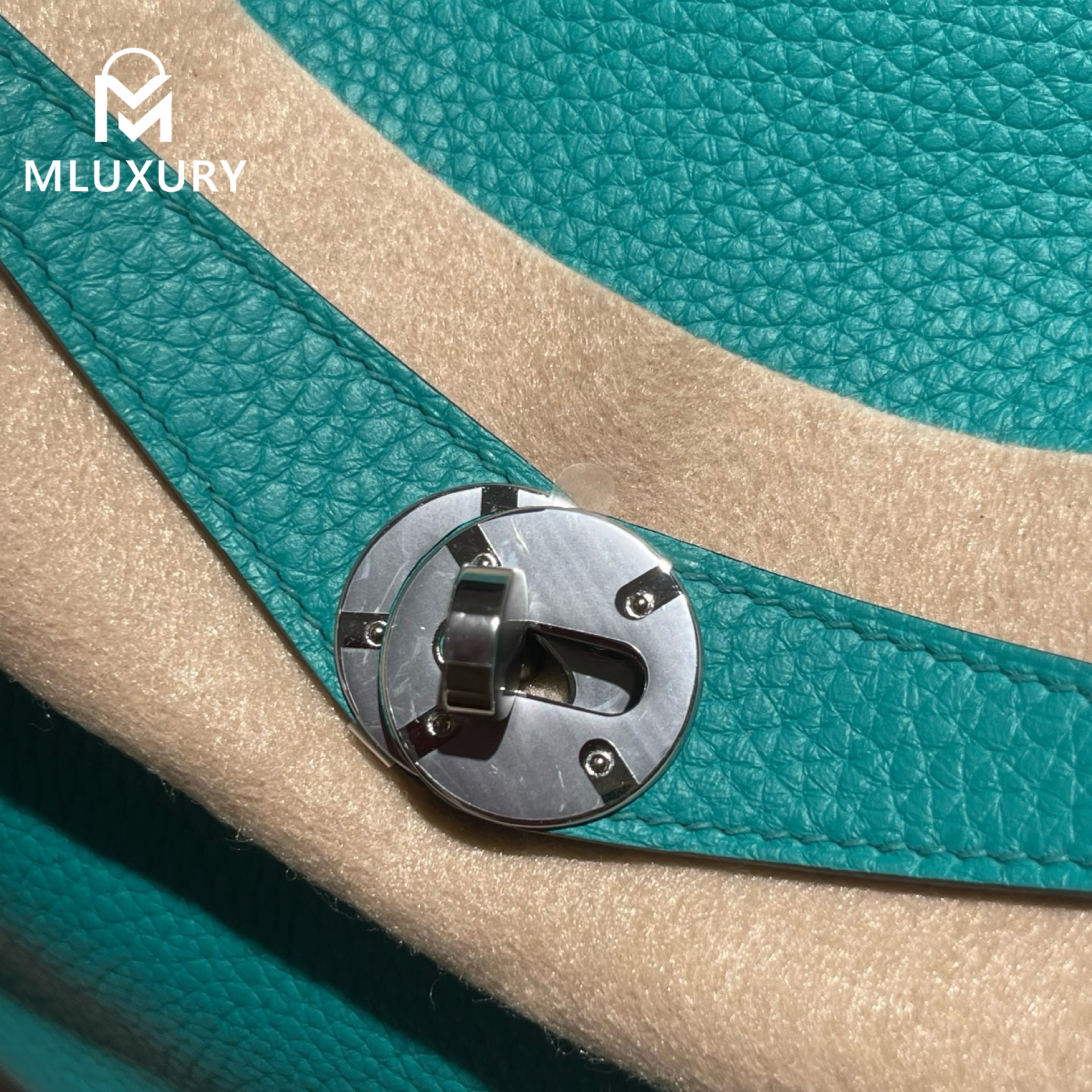 Hermès Lindy 26, French factory genuine Remy Carriat TC leather, Verona green, silver hardware