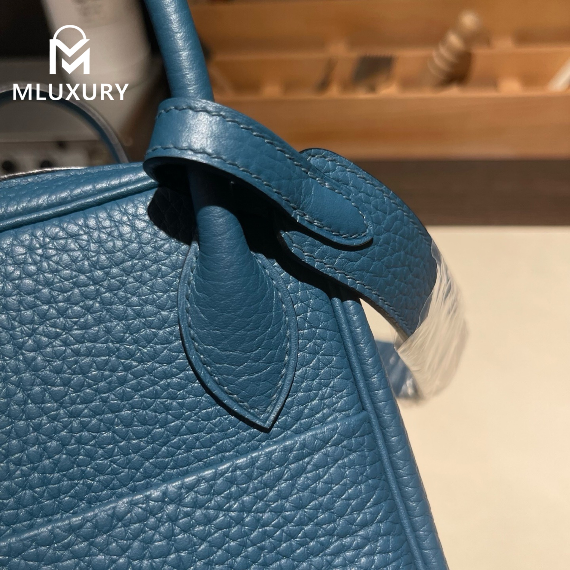Hermès Lindy 26, made in France, Remy Carriat TC leather, Bosporus Blue, Silver hardware