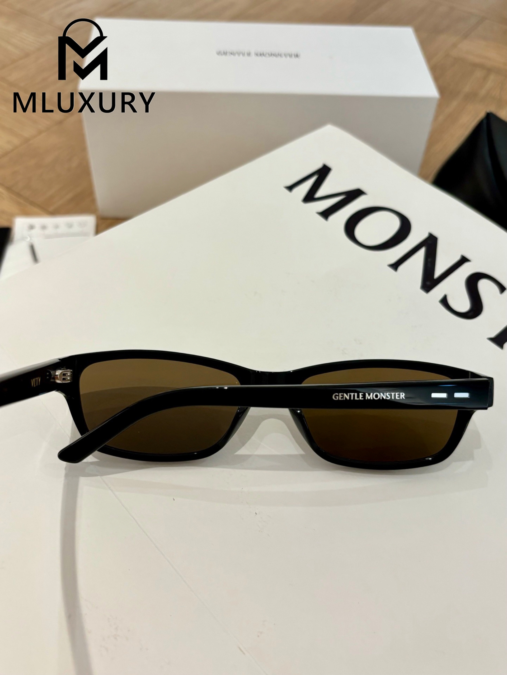 GENTLE MONSTER collection