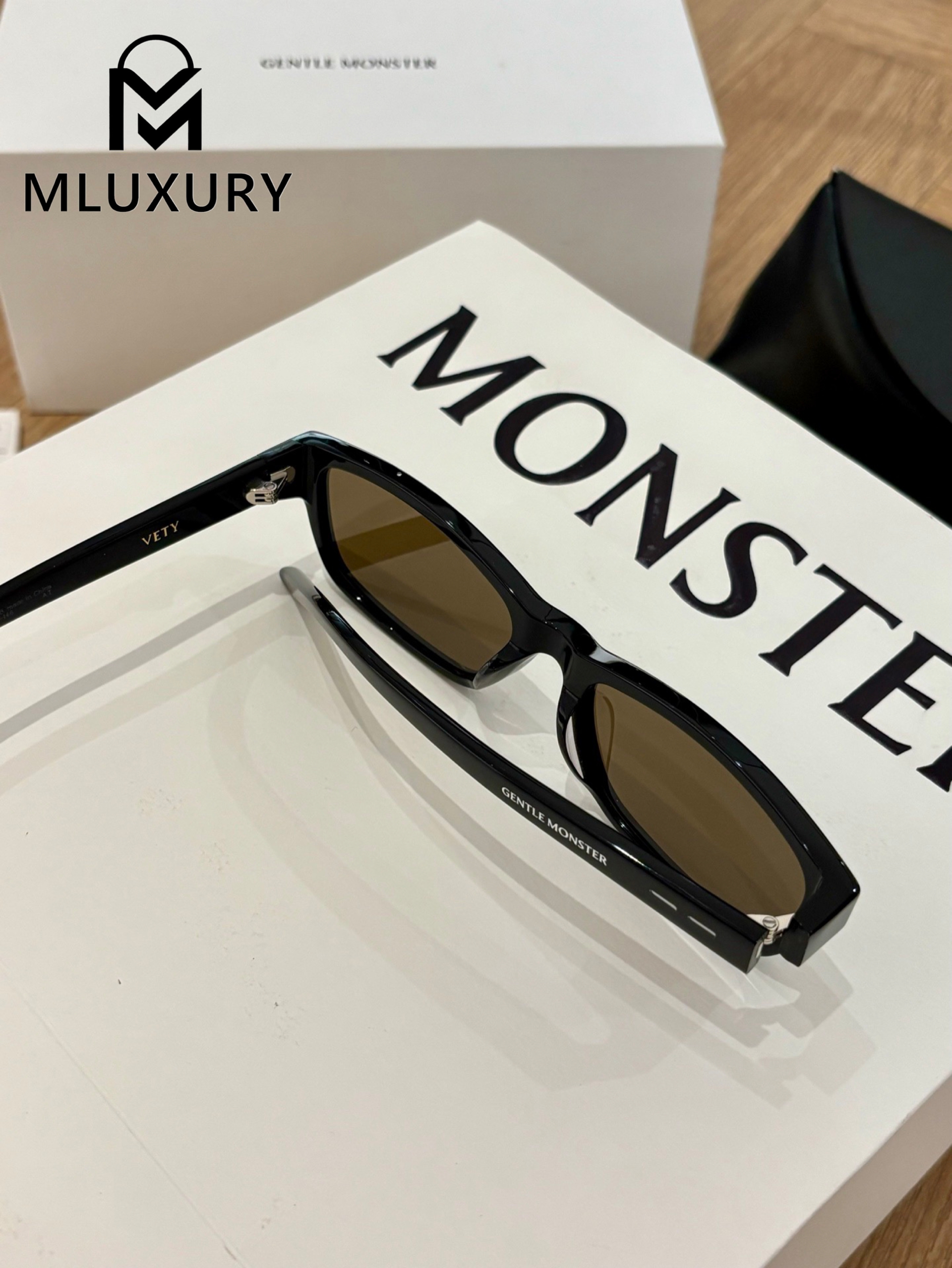 GENTLE MONSTER collection