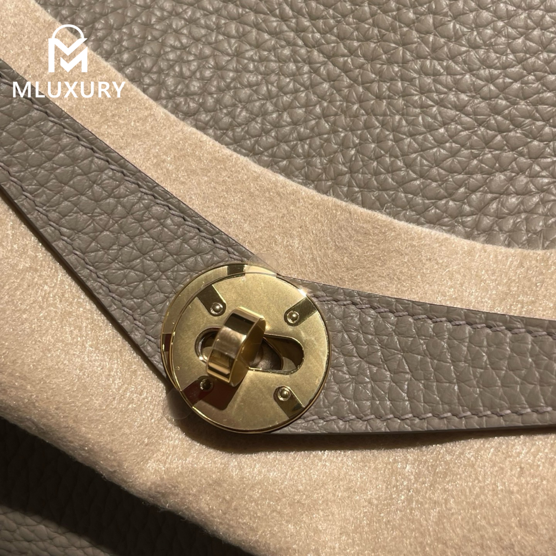Hermès Lindy 26, French factory-made Remy Carriat TC leather, M8 Asphalt Grey, gold hardware