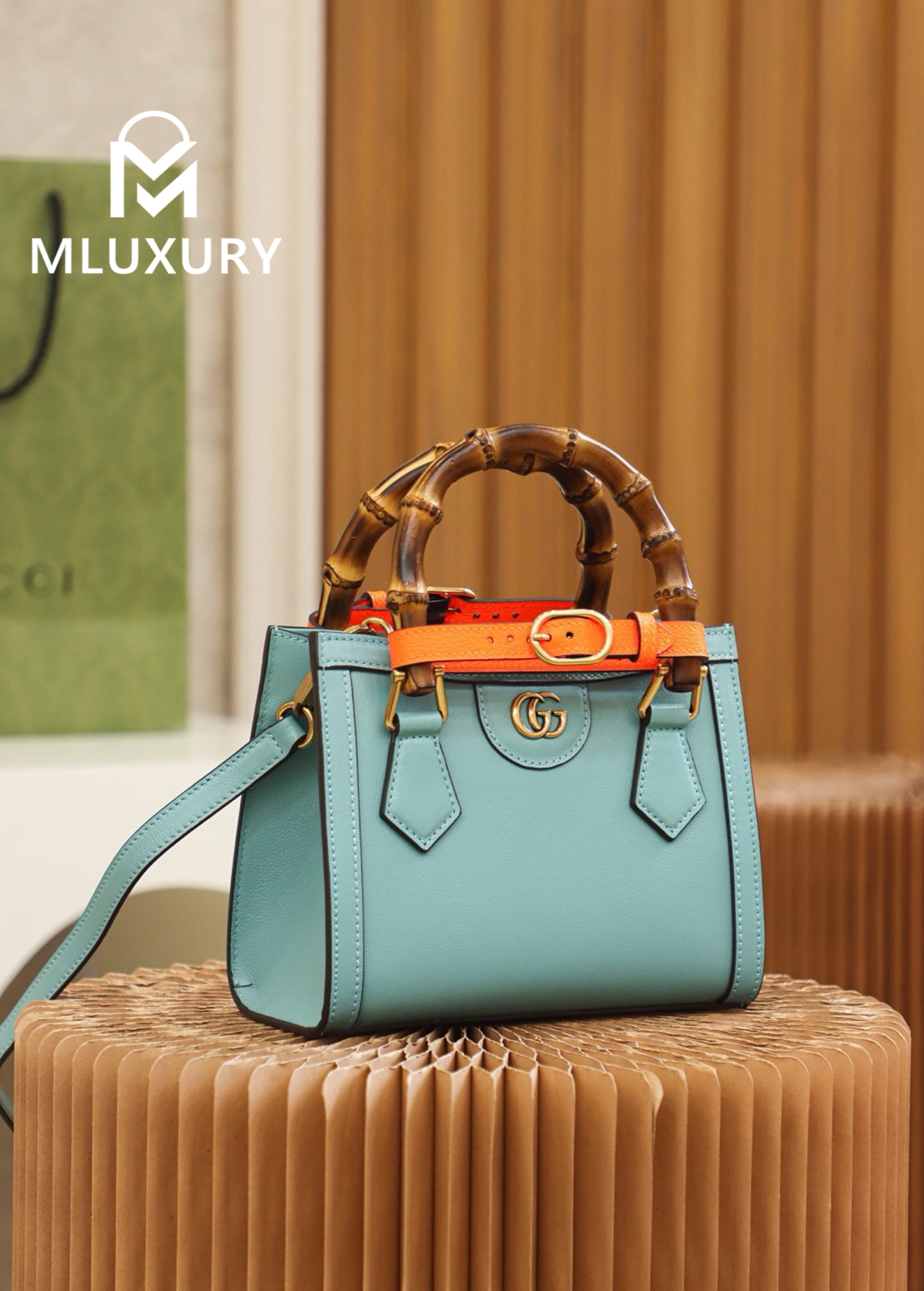 GUCCI Diana Mini, Genuine leather, Blue