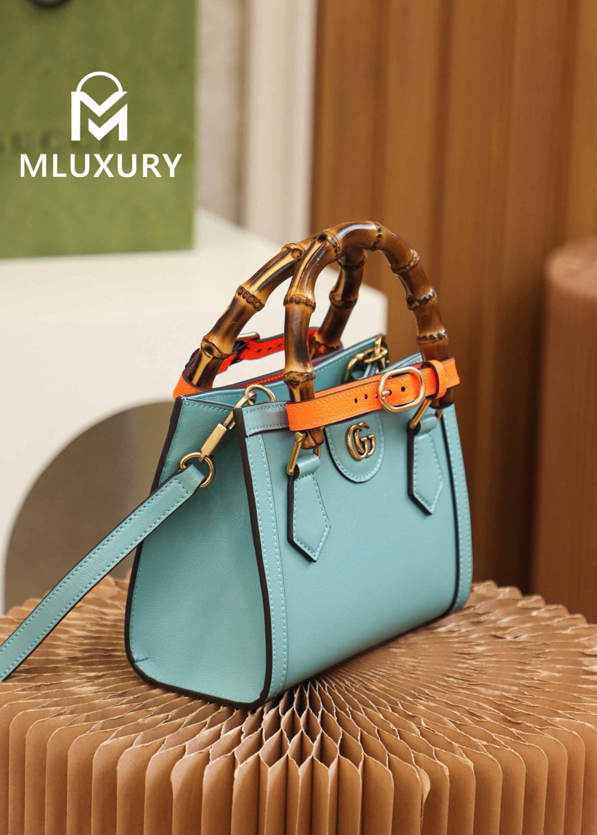 GUCCI Diana Mini, Genuine leather, Blue