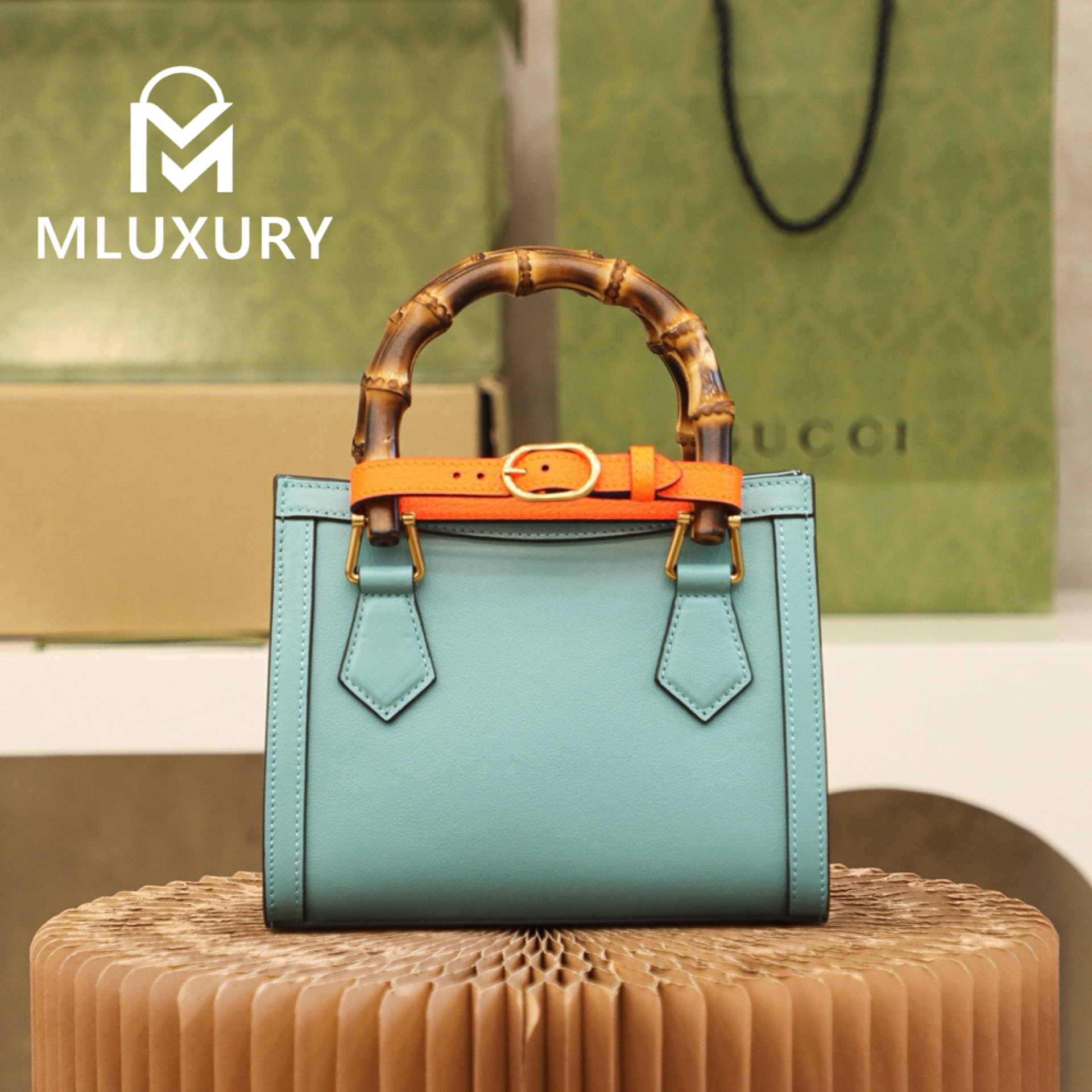 GUCCI Diana Mini, Genuine leather, Blue