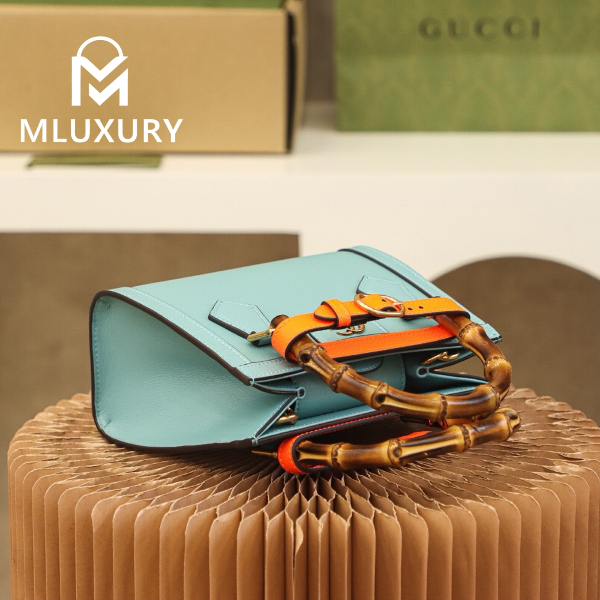 GUCCI Diana Mini, Genuine leather, Blue