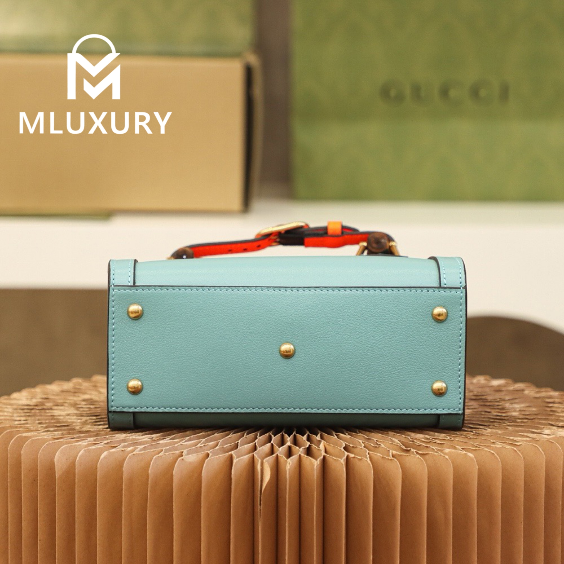 GUCCI Diana Mini, Genuine leather, Blue