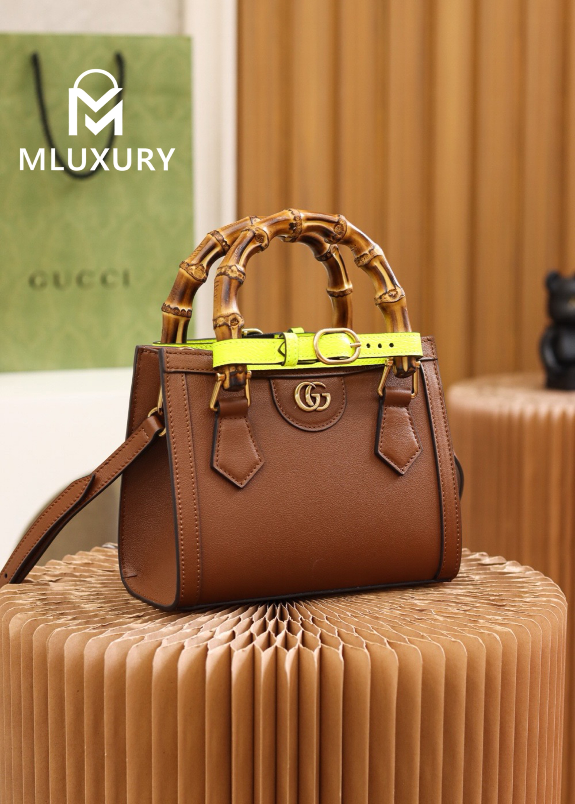 GUCCI Diana Mini, Genuine leather, Brown