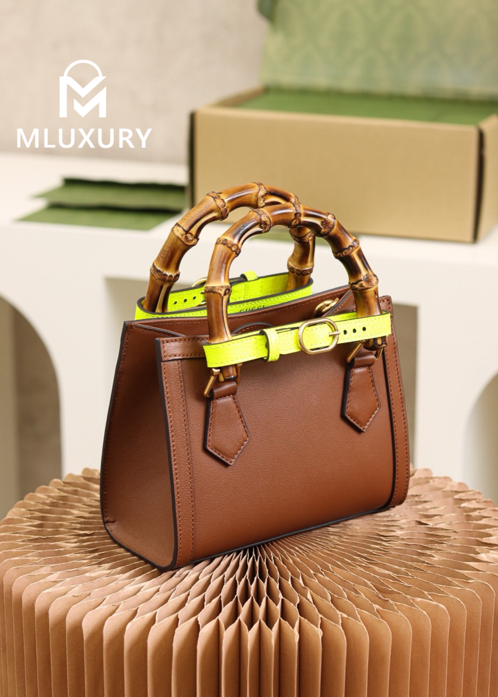 GUCCI Diana Mini, Genuine leather, Brown