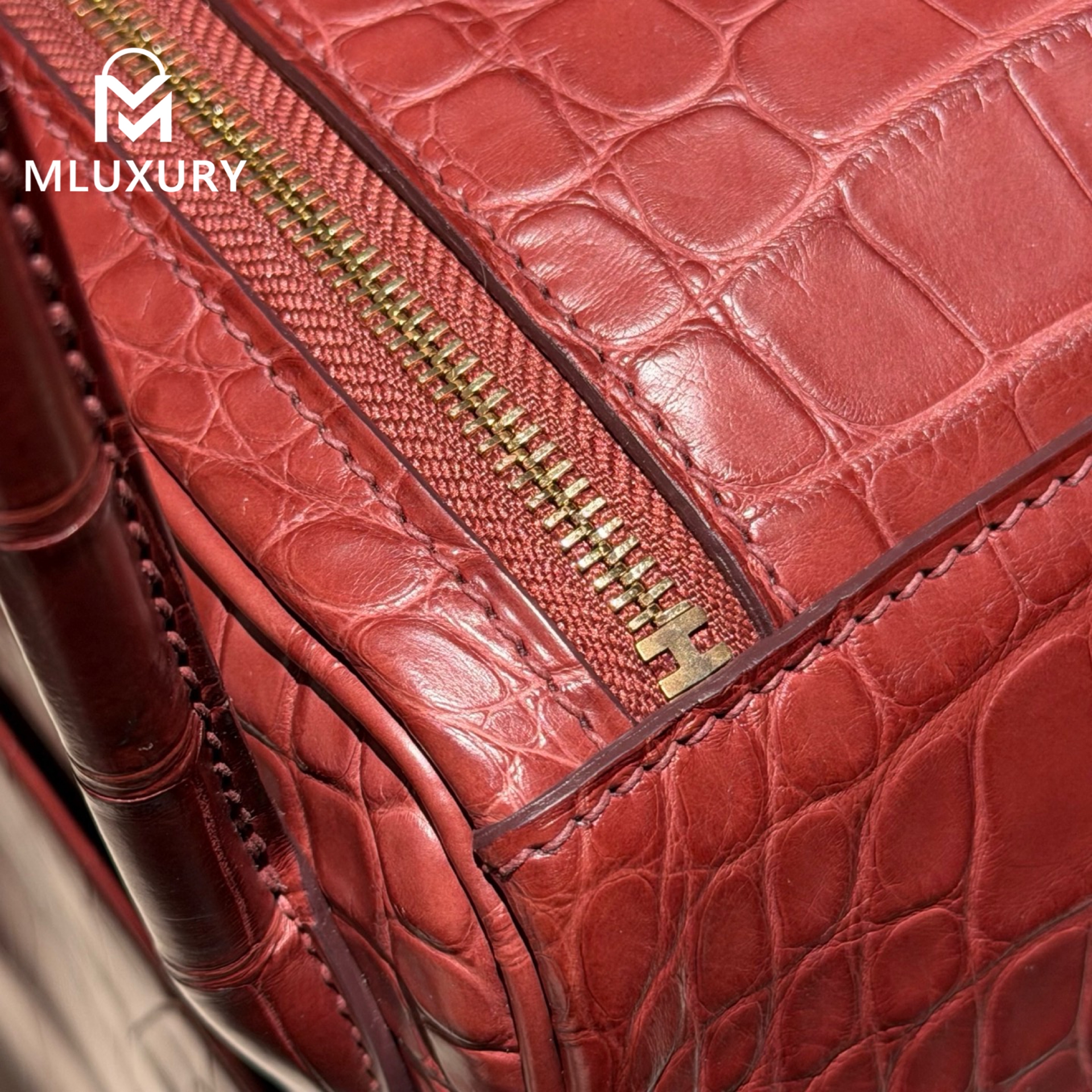 Hermès Mini Lindy II, Matte crocodile leather, Hermès red, 24k gold-plated brass hardware