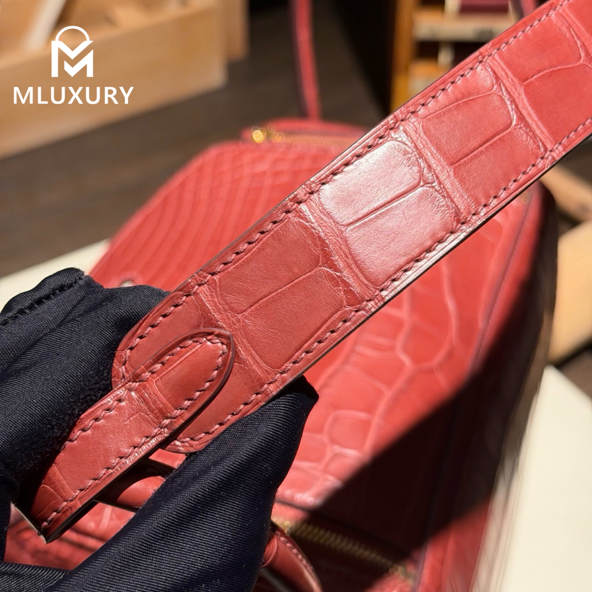Hermès Mini Lindy II, Matte crocodile leather, Hermès red, 24k gold-plated brass hardware