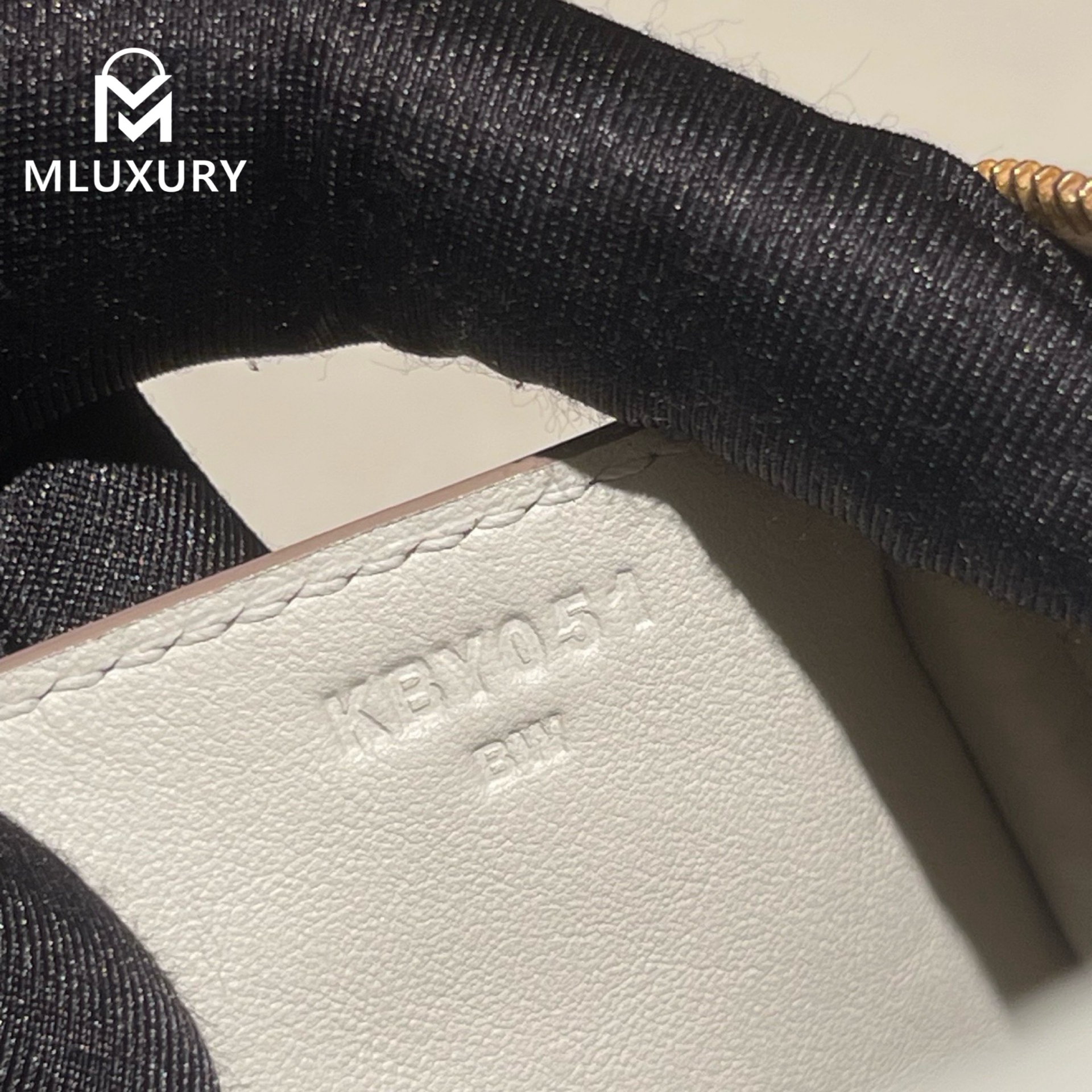 Hermès Mini Lindy II, Matte crocodile leather, Glacier white, Gold hardware
