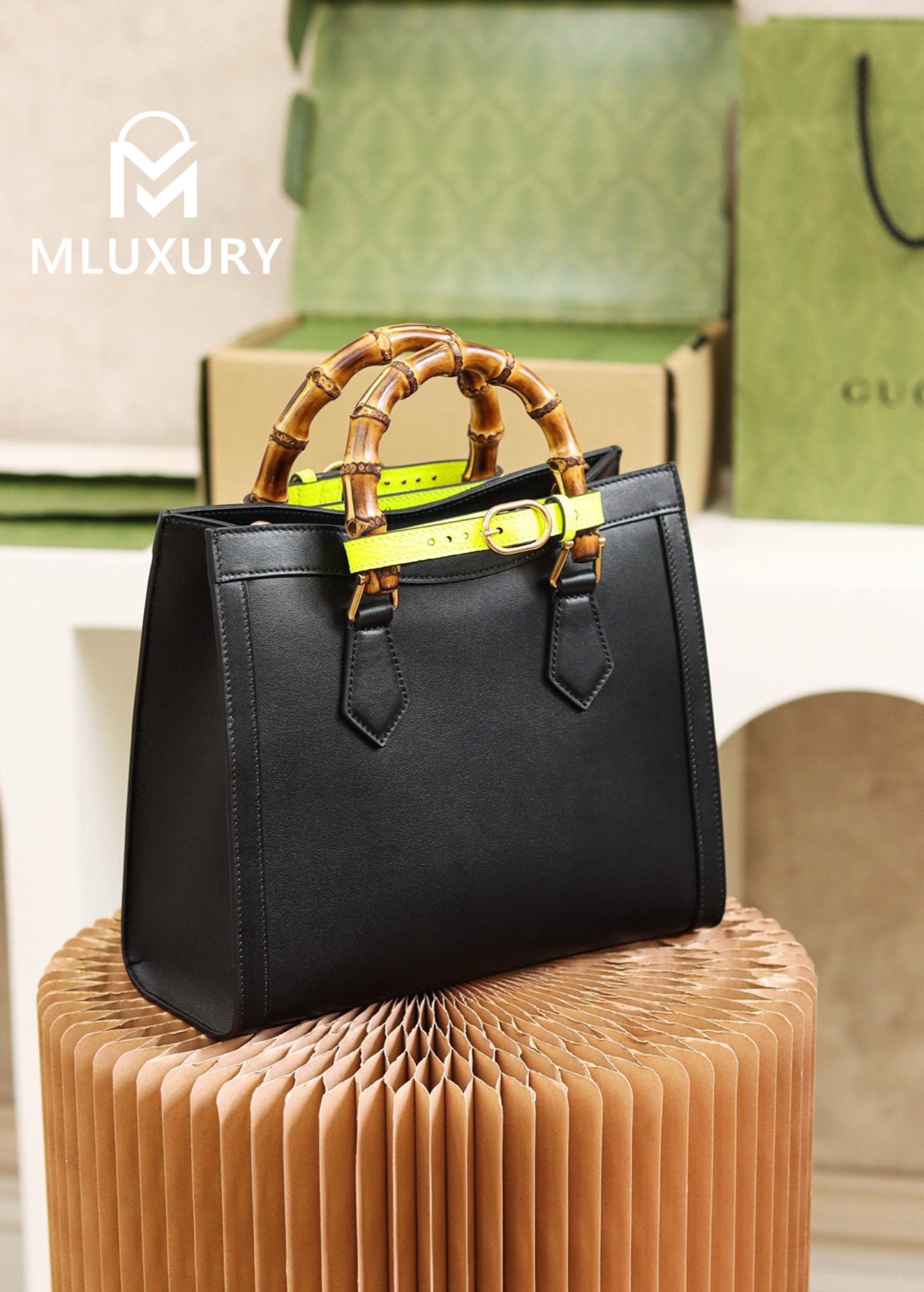 GUCCI Diana Small, Original Leather, Black