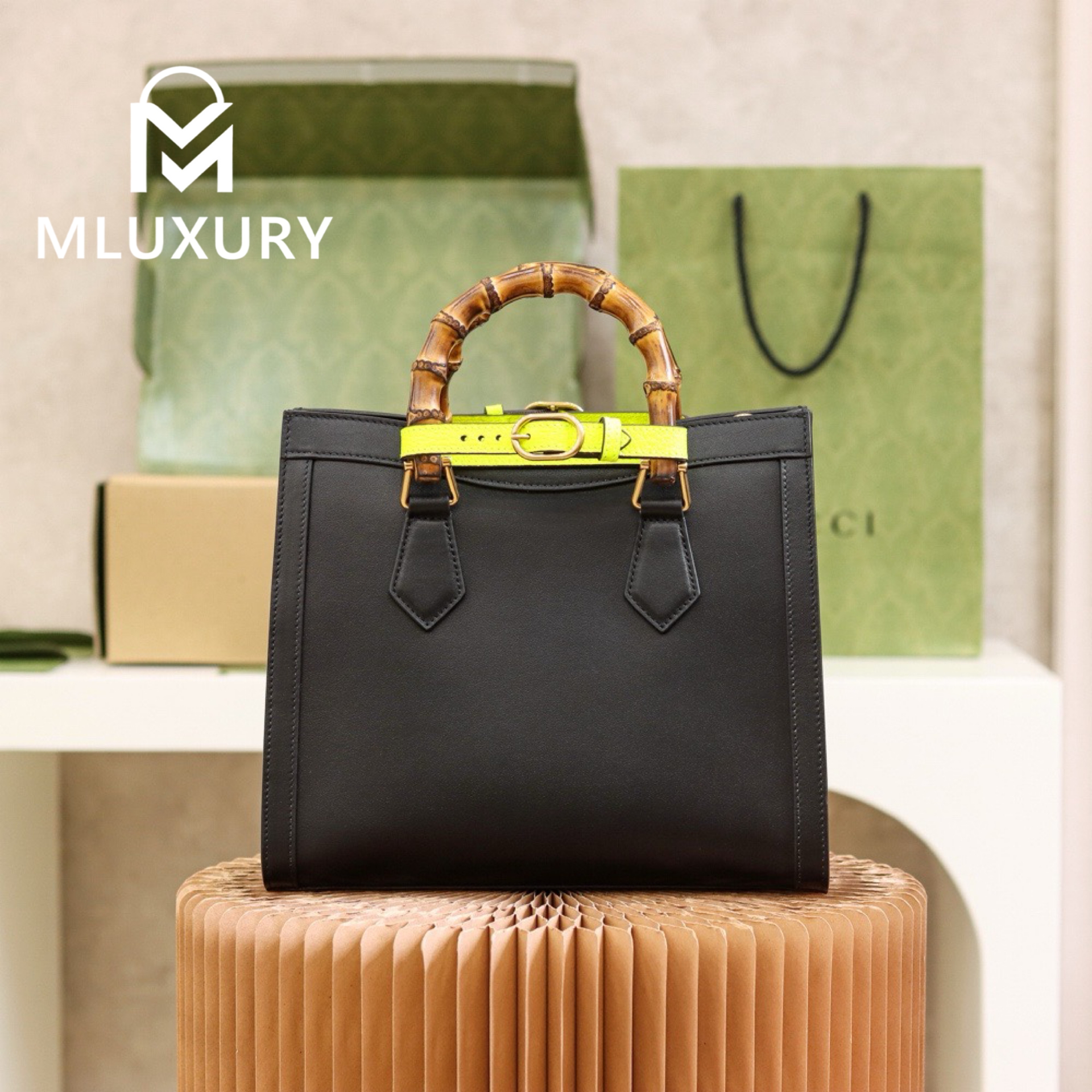 GUCCI Diana Small, Original Leather, Black