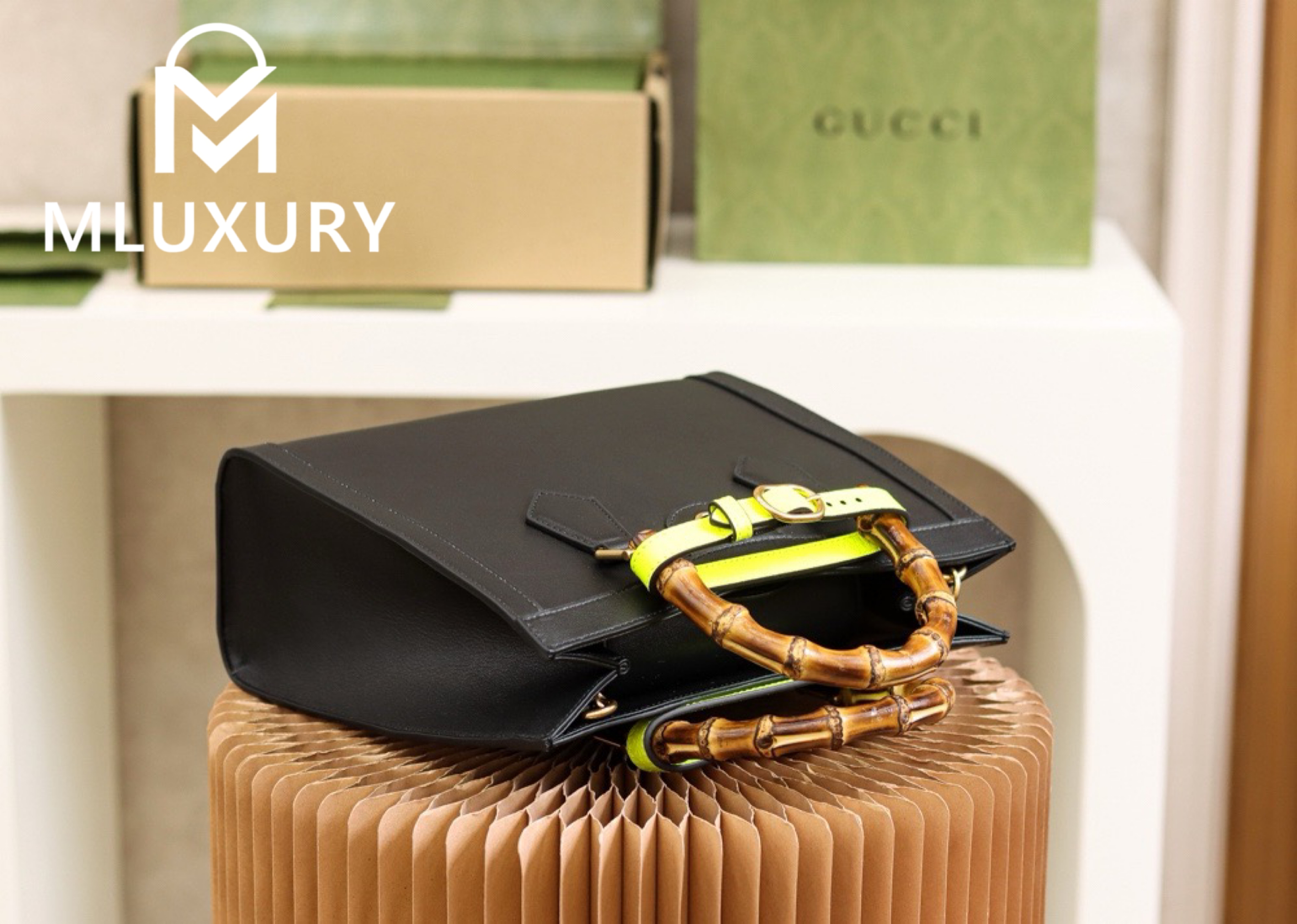 GUCCI Diana Small, Original Leather, Black