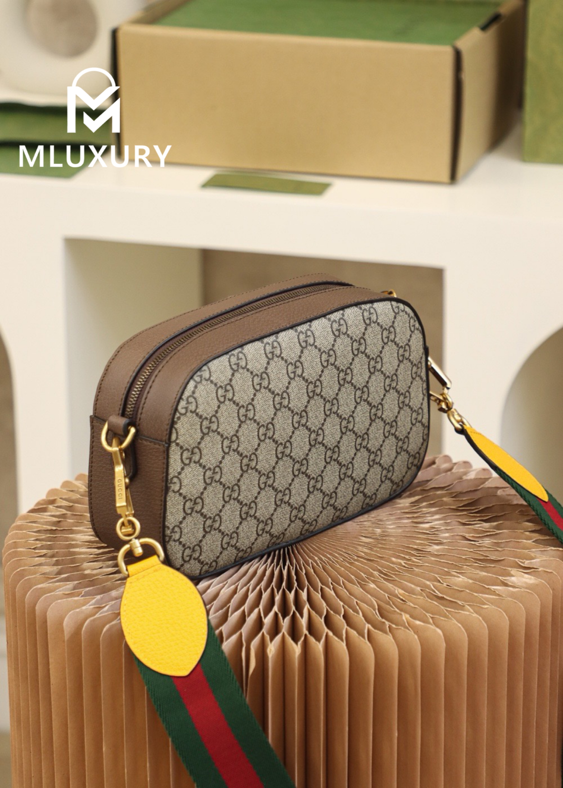 GUCCI Nev Vintage, Original Leather