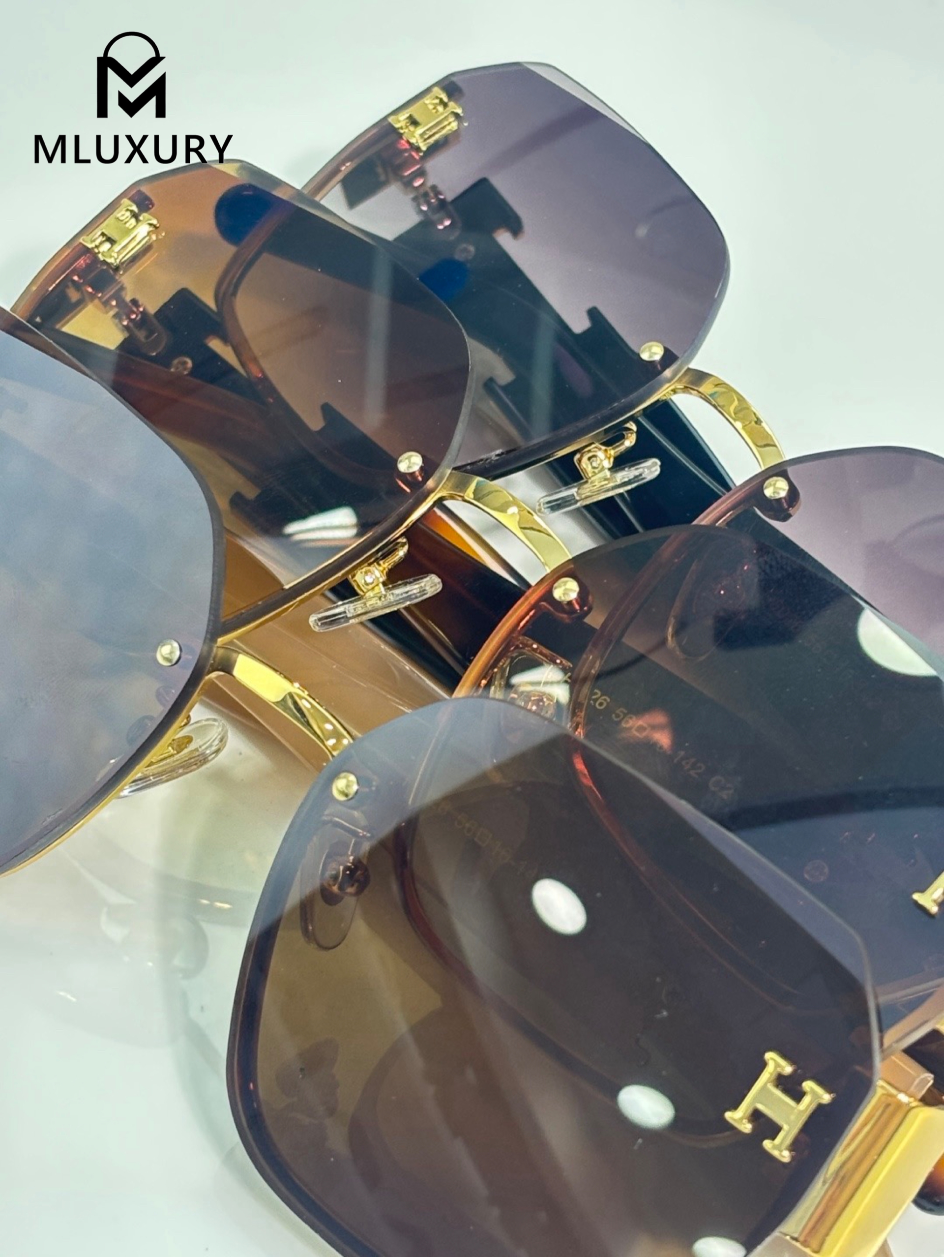 HERMÈS H8026
