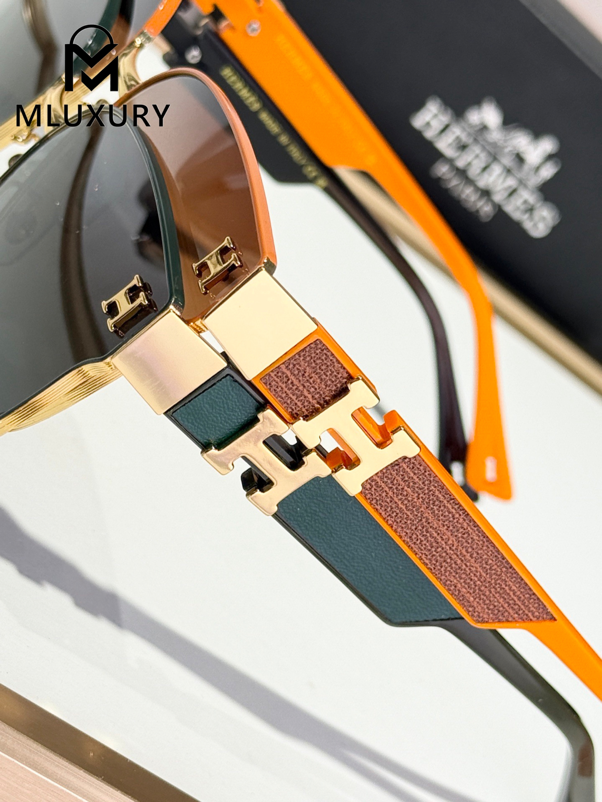 HERMÈS H8025