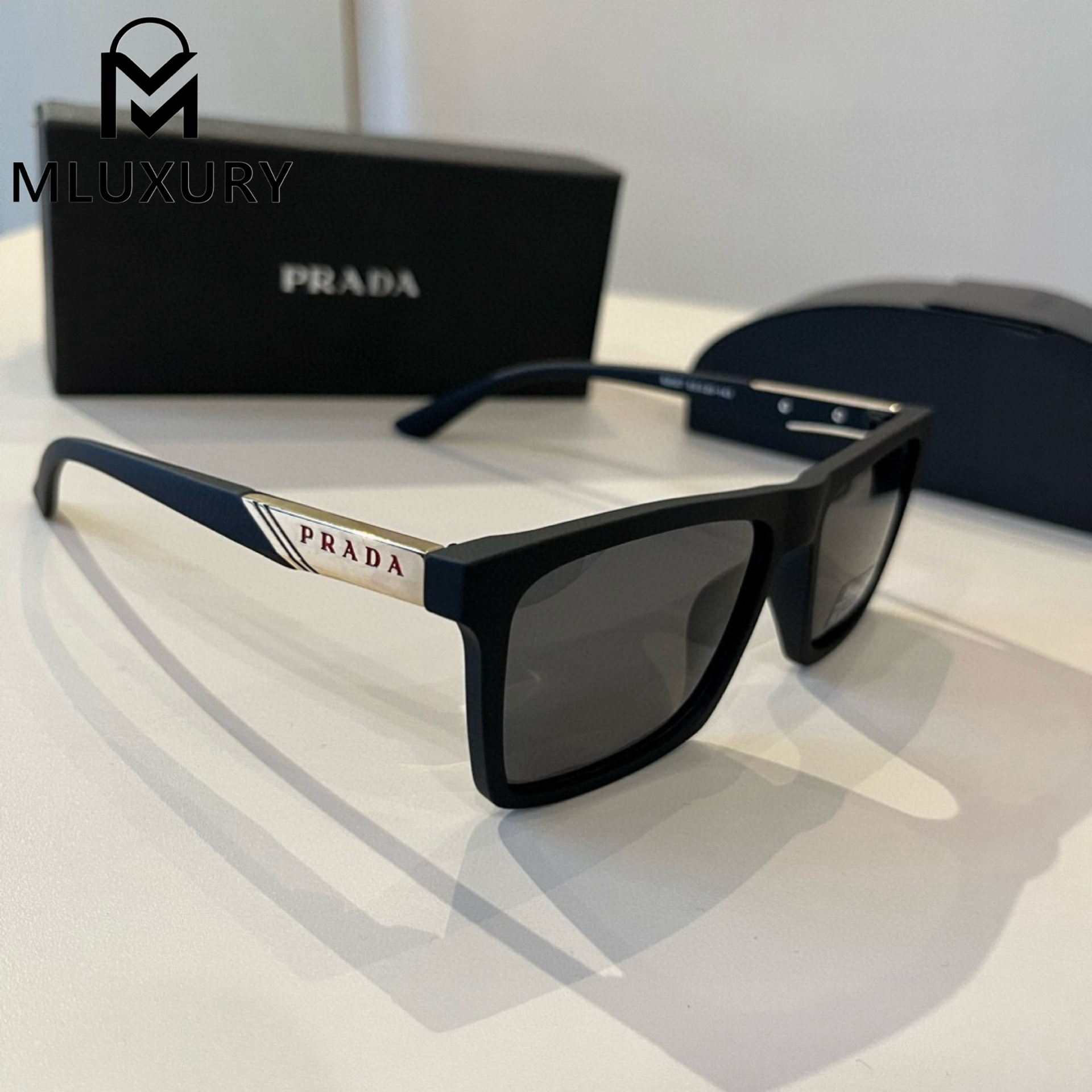 PRADA 82007