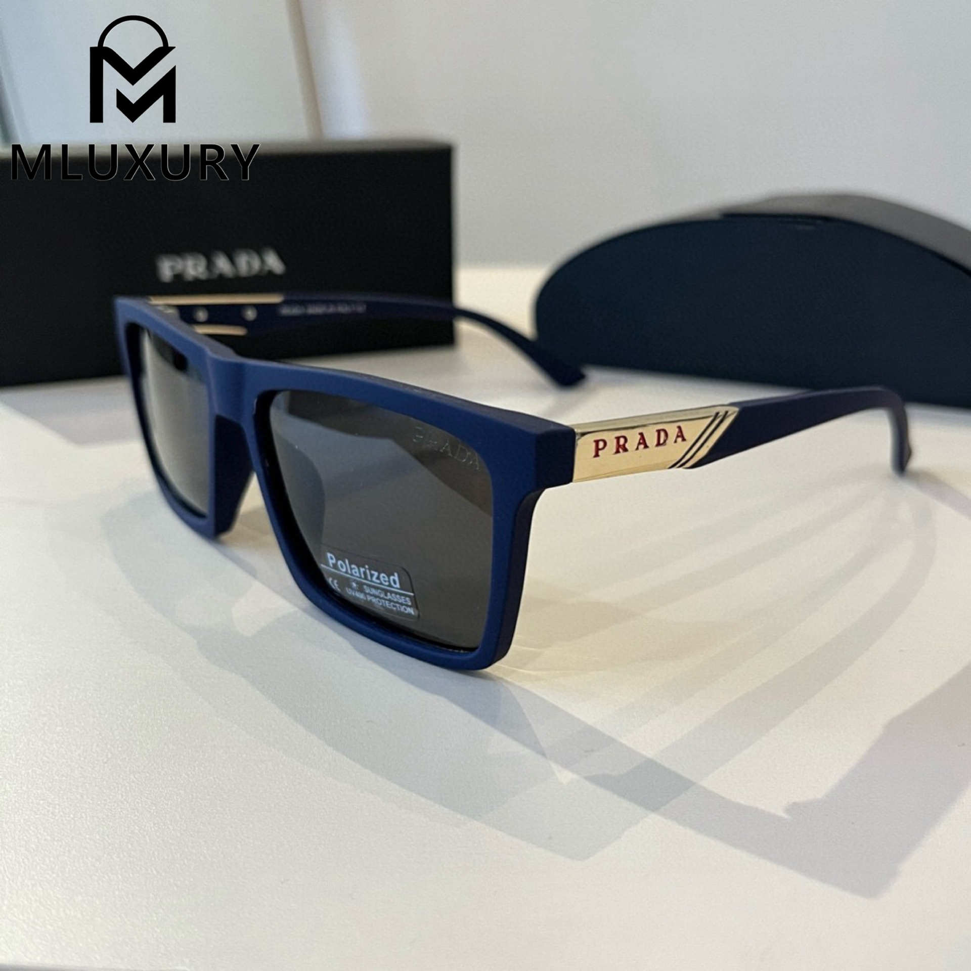 PRADA  82007