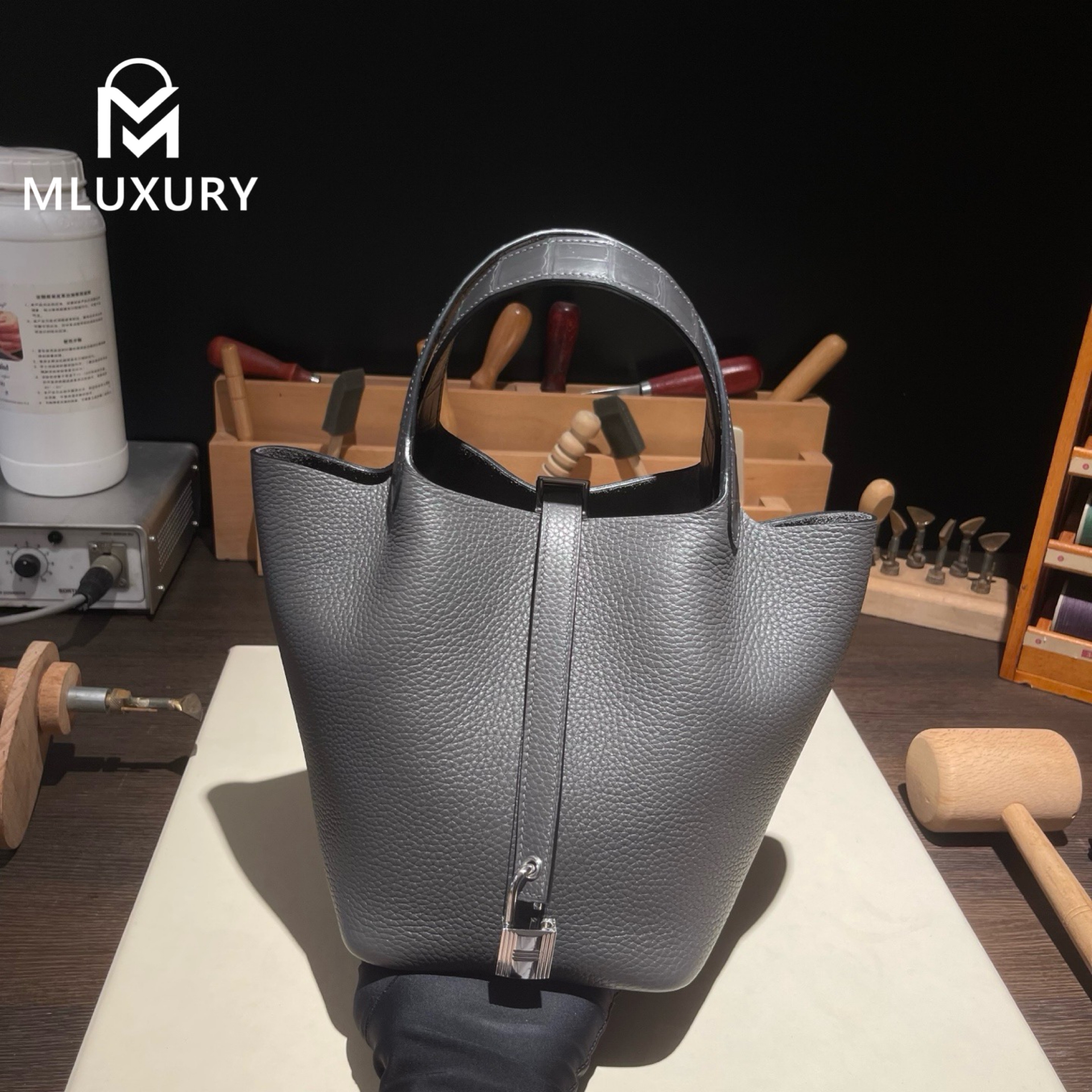 Hermès Picotin 18, French Remy Carriat original TC leather and matte black crocodile leather, Graphite gray, Silver hardware